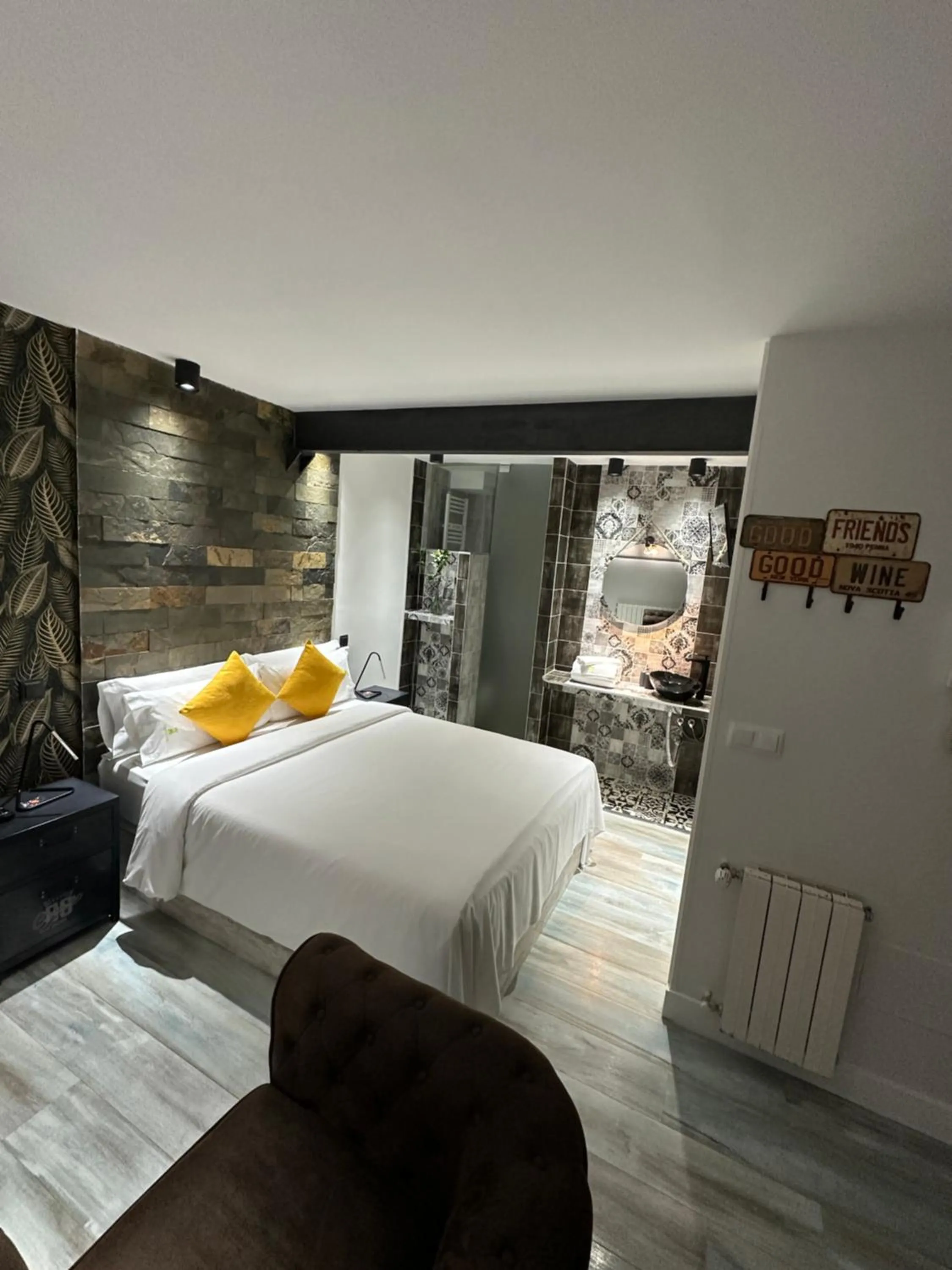 Bedroom, Bed in T-Homes - Cuenca