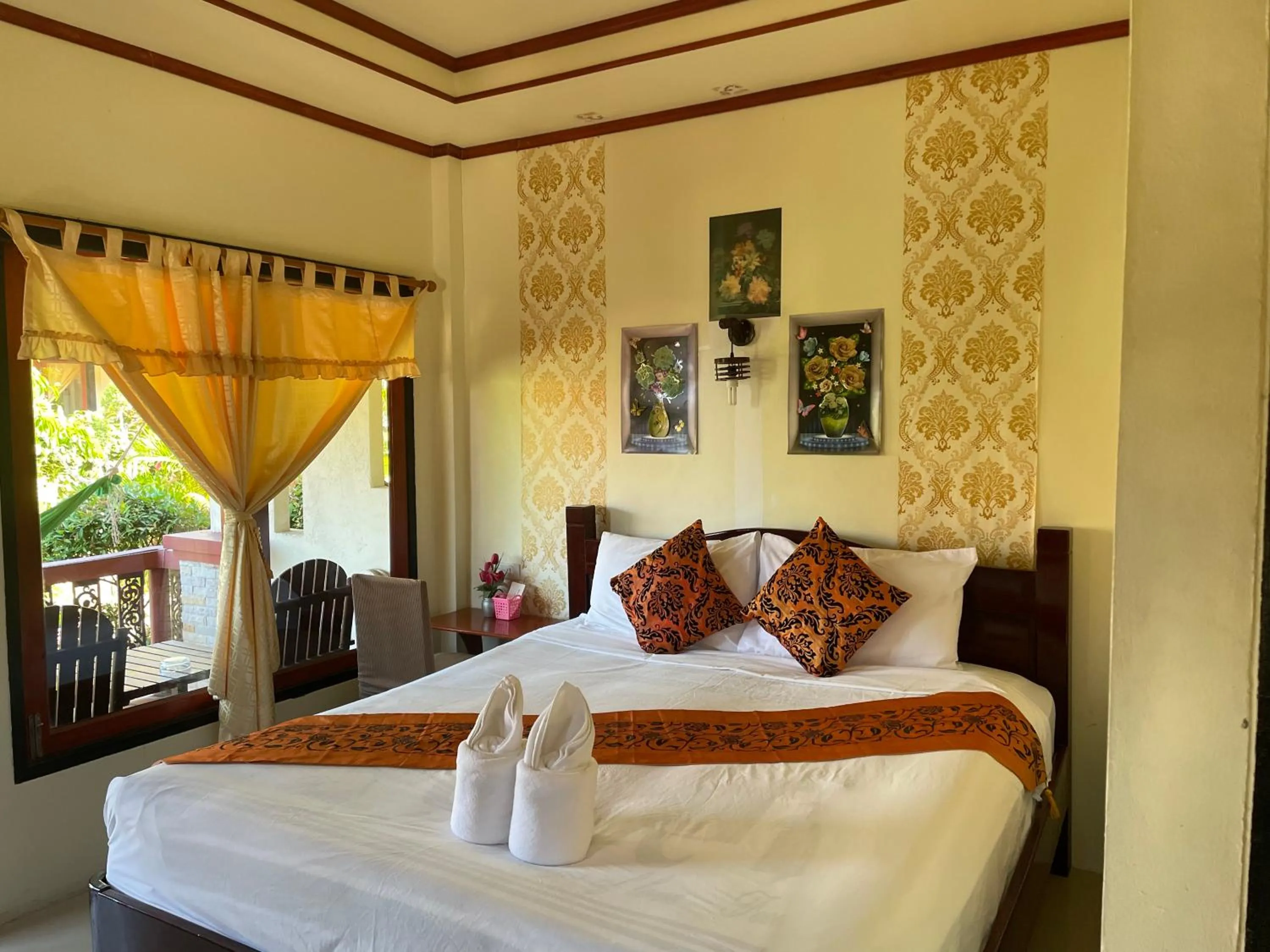 Bed in Starlight Haadrin Resort