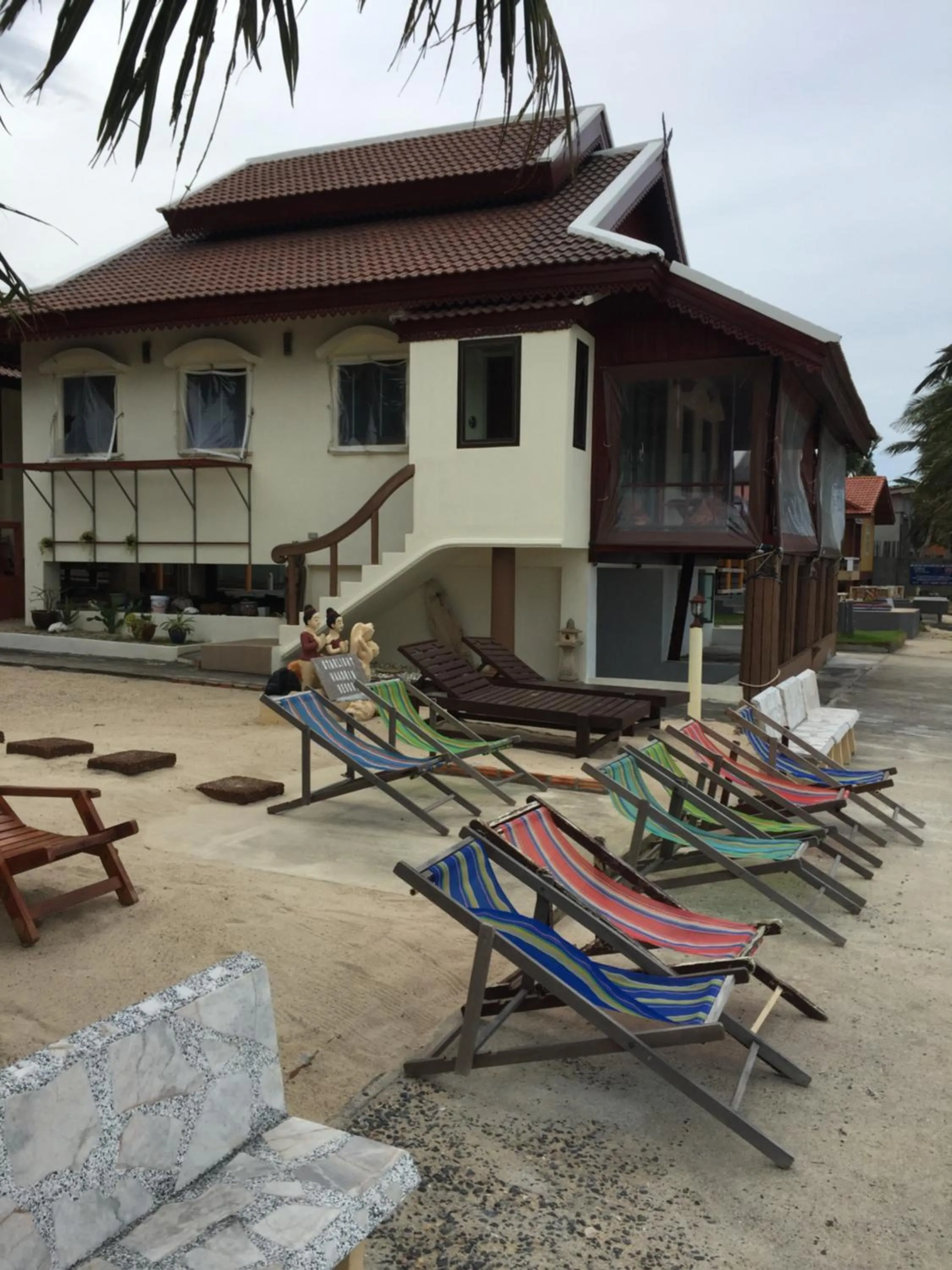Beach in Starlight Haadrin Resort