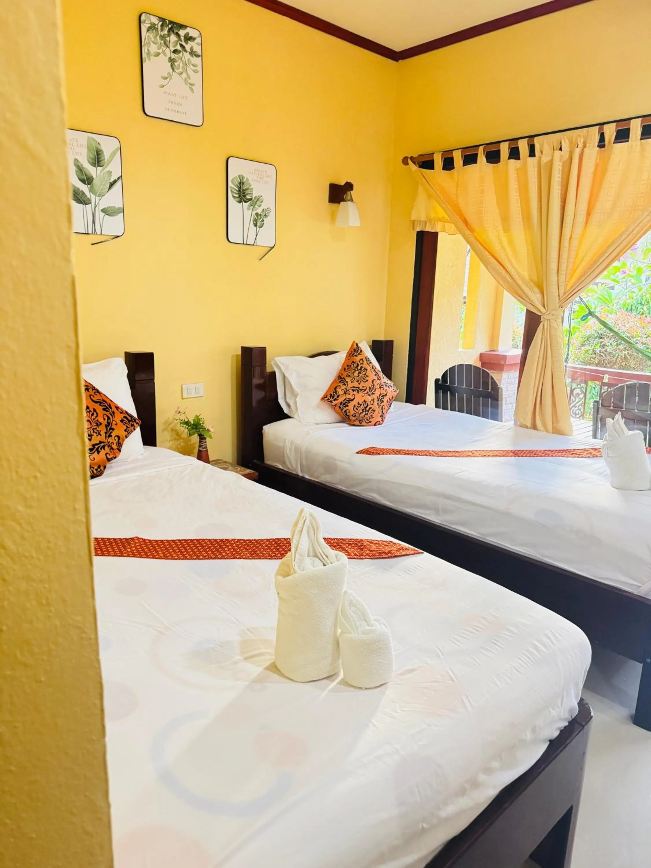 Photo of the whole room, Bed in Starlight Haadrin Resort