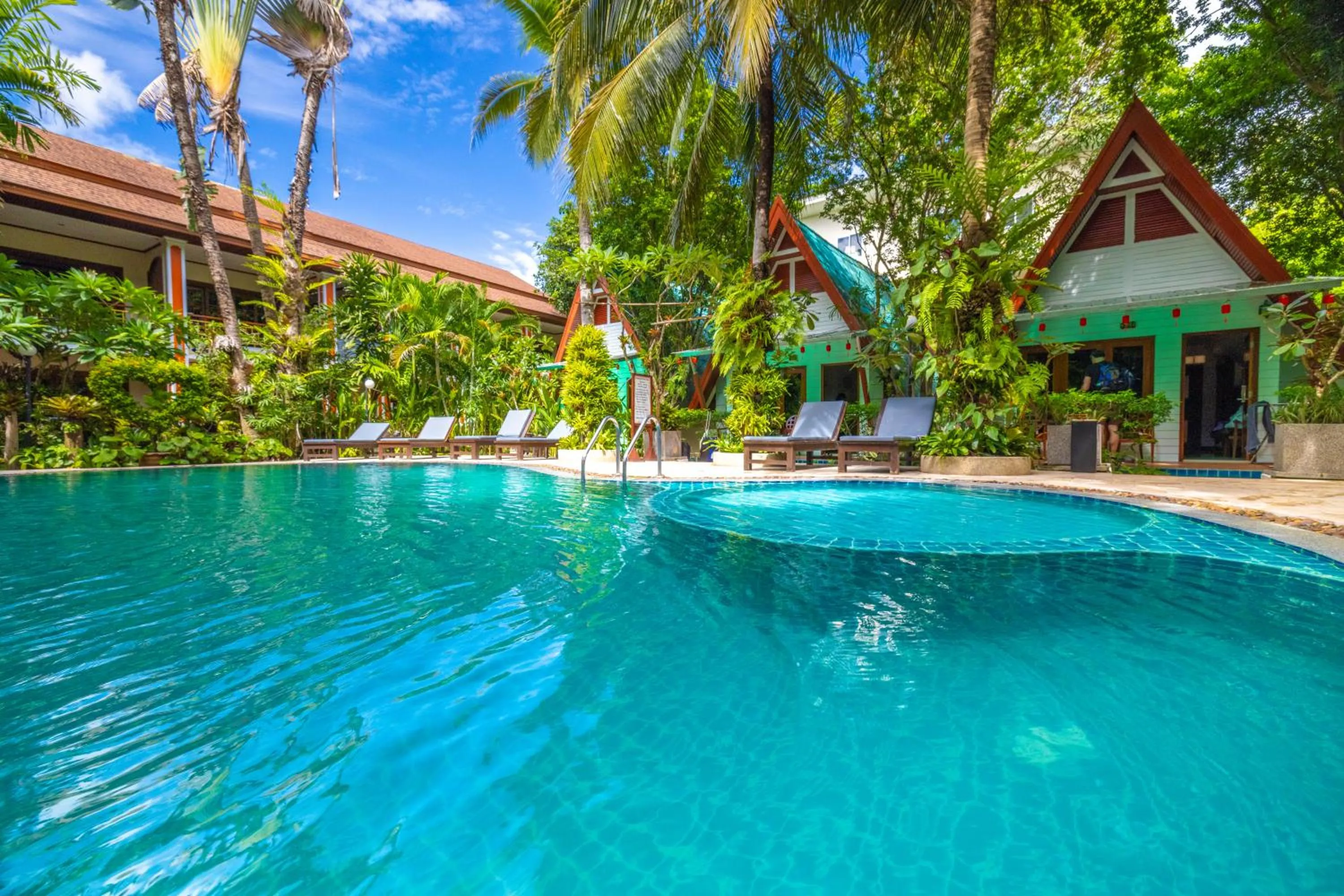 Property building in Phuket Meet Holiday Hotel-Rawai 普吉岛相遇花园度假酒店-拉威店