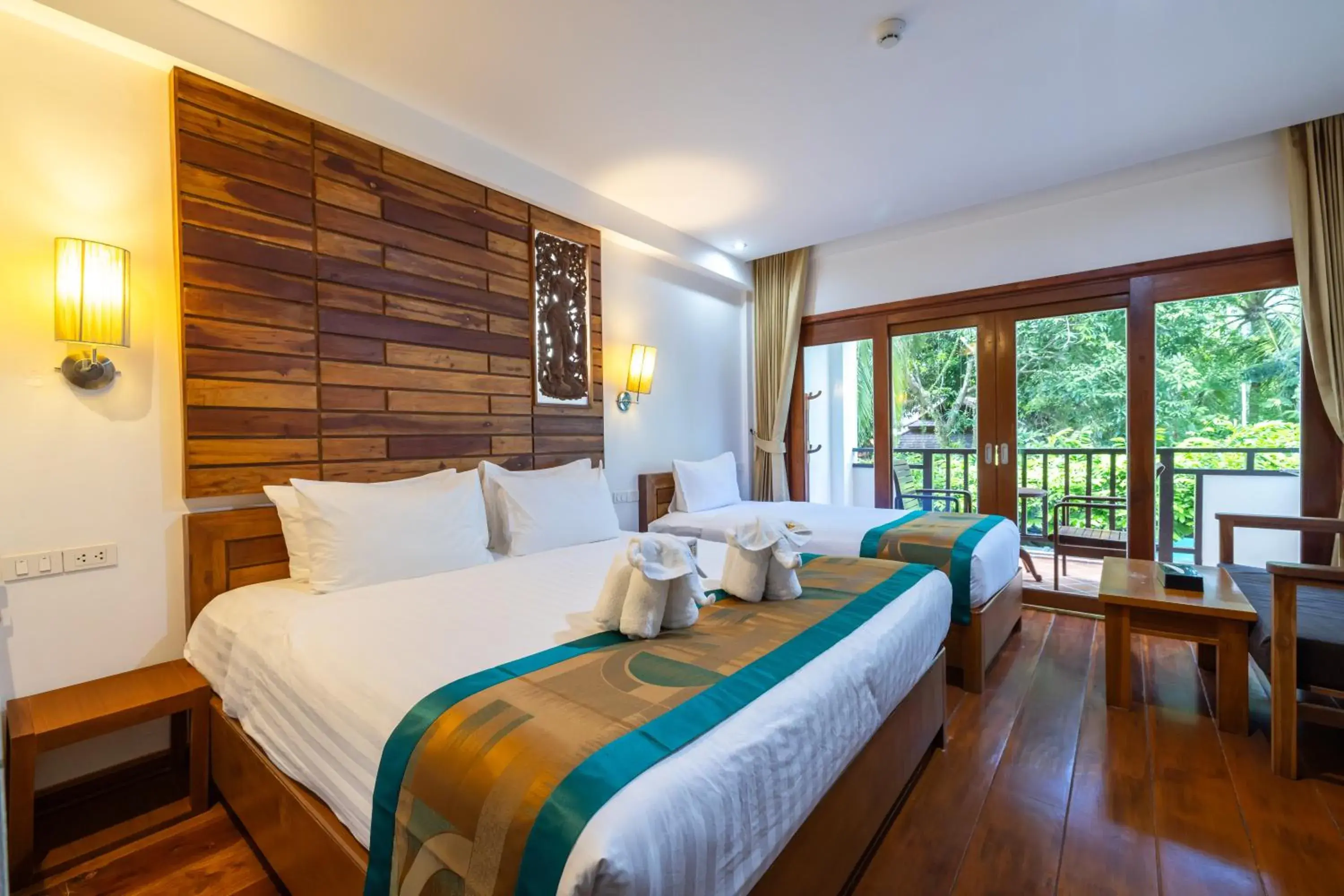 Deluxe Twin Room in Phuket Meet Holiday Hotel-Rawai 普吉岛相遇花园度假酒店-拉威店 Deluxe Twin Room in Phuket Meet Holiday Hotel-Rawai 普吉岛相遇花园度假酒店-拉威店