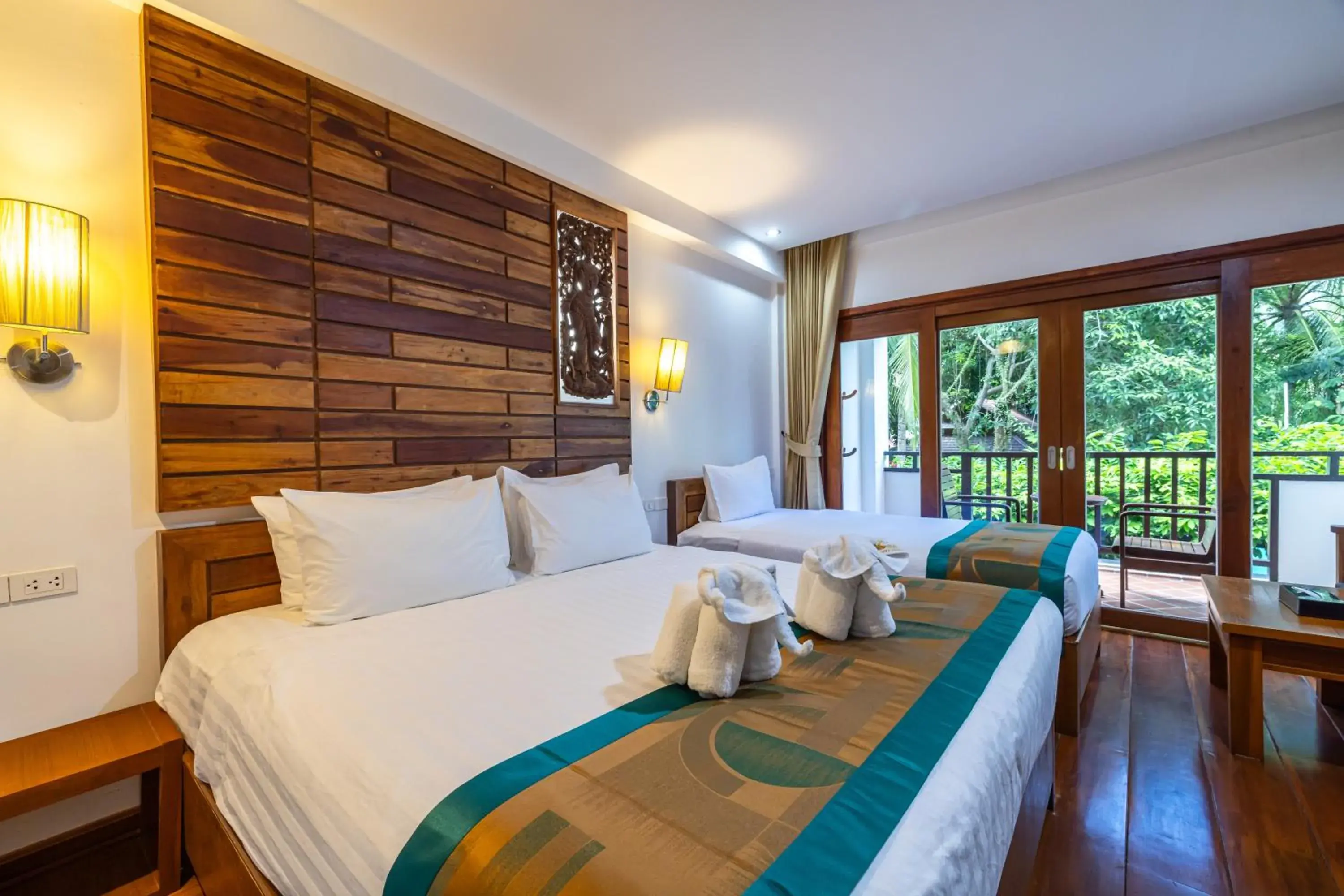 Deluxe Triple Room in Phuket Meet Holiday Hotel-Rawai 普吉岛相遇花园度假酒店-拉威店 Deluxe Triple Room in Phuket Meet Holiday Hotel-Rawai 普吉岛相遇花园度假酒店-拉威店