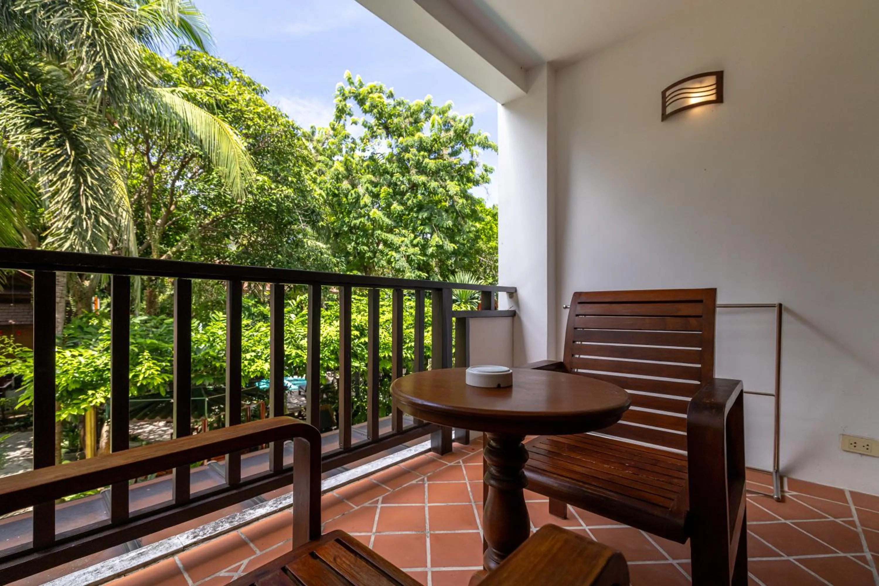Patio in Phuket Meet Holiday Hotel-Rawai 普吉岛相遇花园度假酒店-拉威店