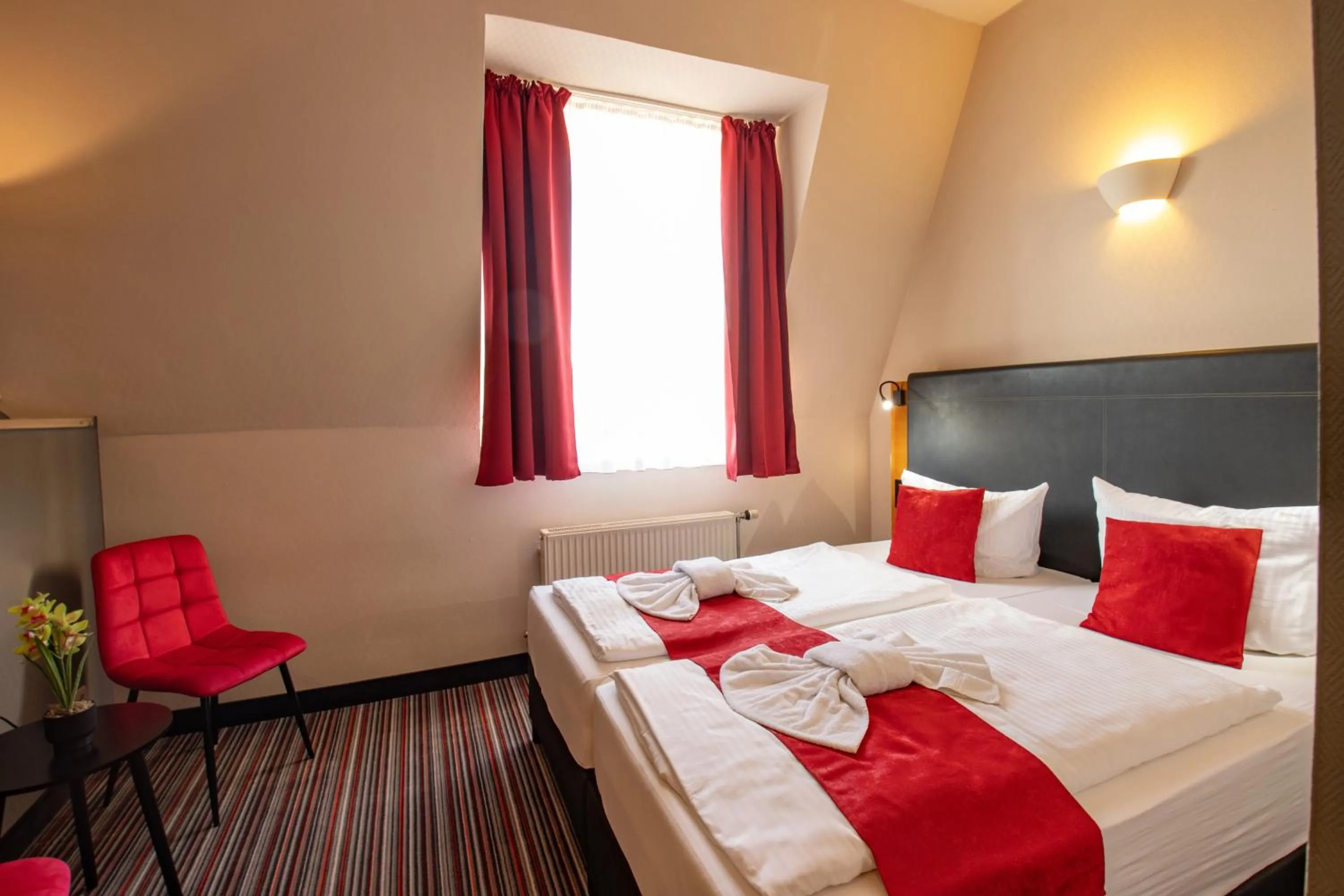 Photo of the whole room, Bed in Seehotel Brandenburg an der Havel