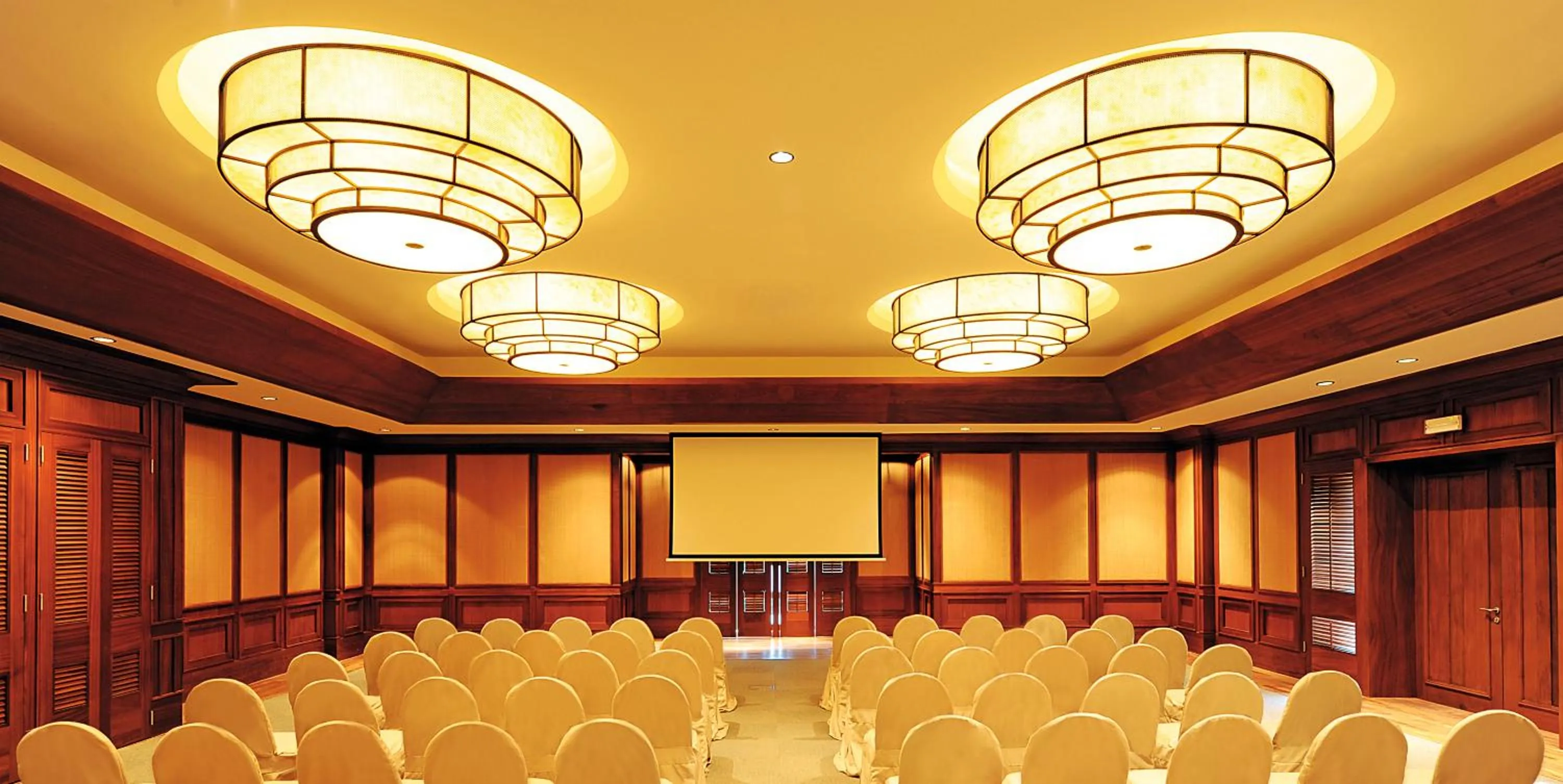 Meeting/conference room in Le Jadis Beach Resort & Wellness - Managed by Banyan Tree Hotels & Resorts