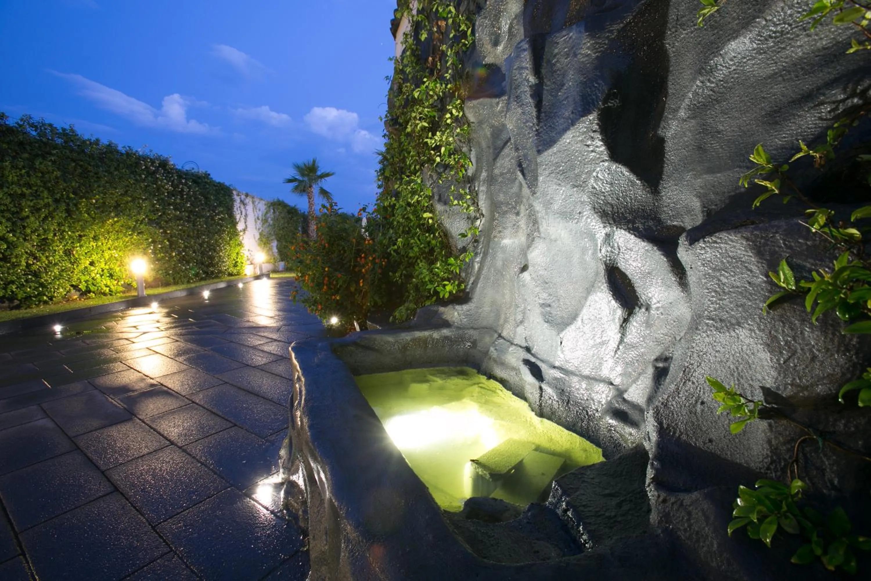 Facade/entrance in Hotel la Fenice