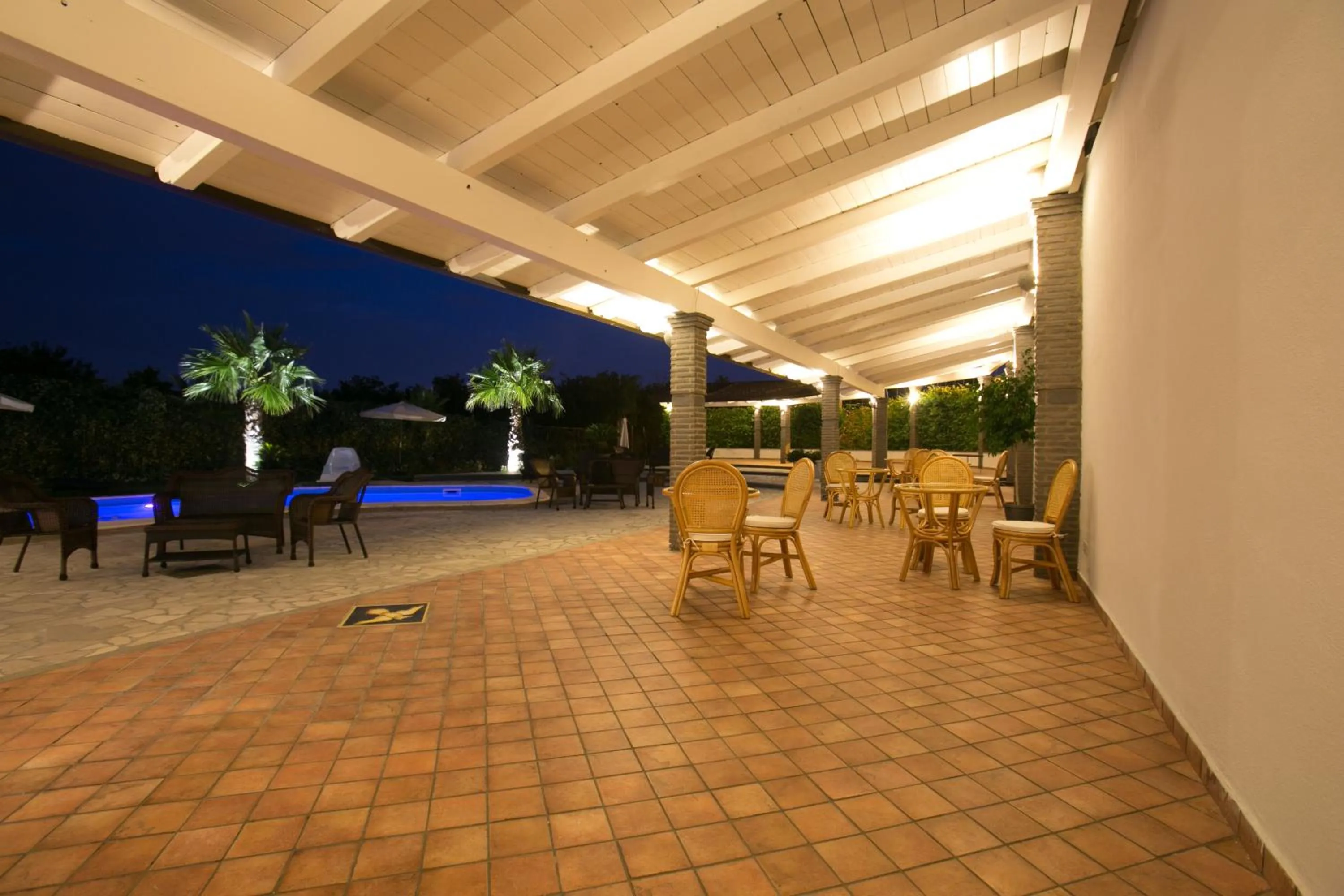 Swimming pool in Hotel la Fenice