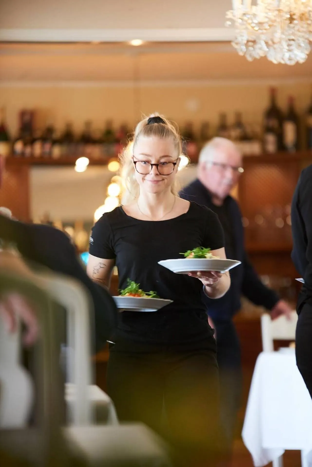 Restaurant/places to eat in Hotell Björkhaga