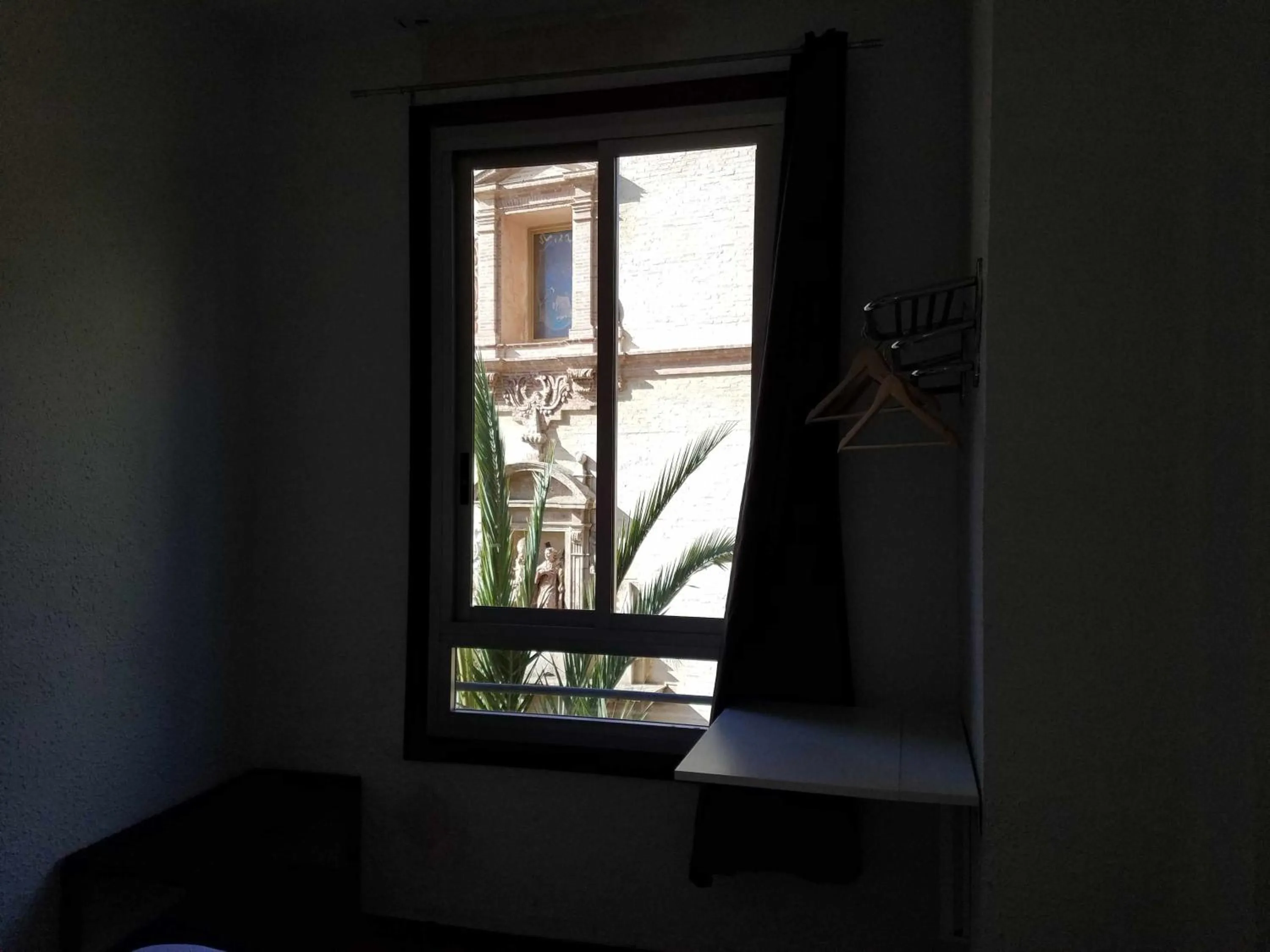 Bedroom in Russafa Youth Hostel