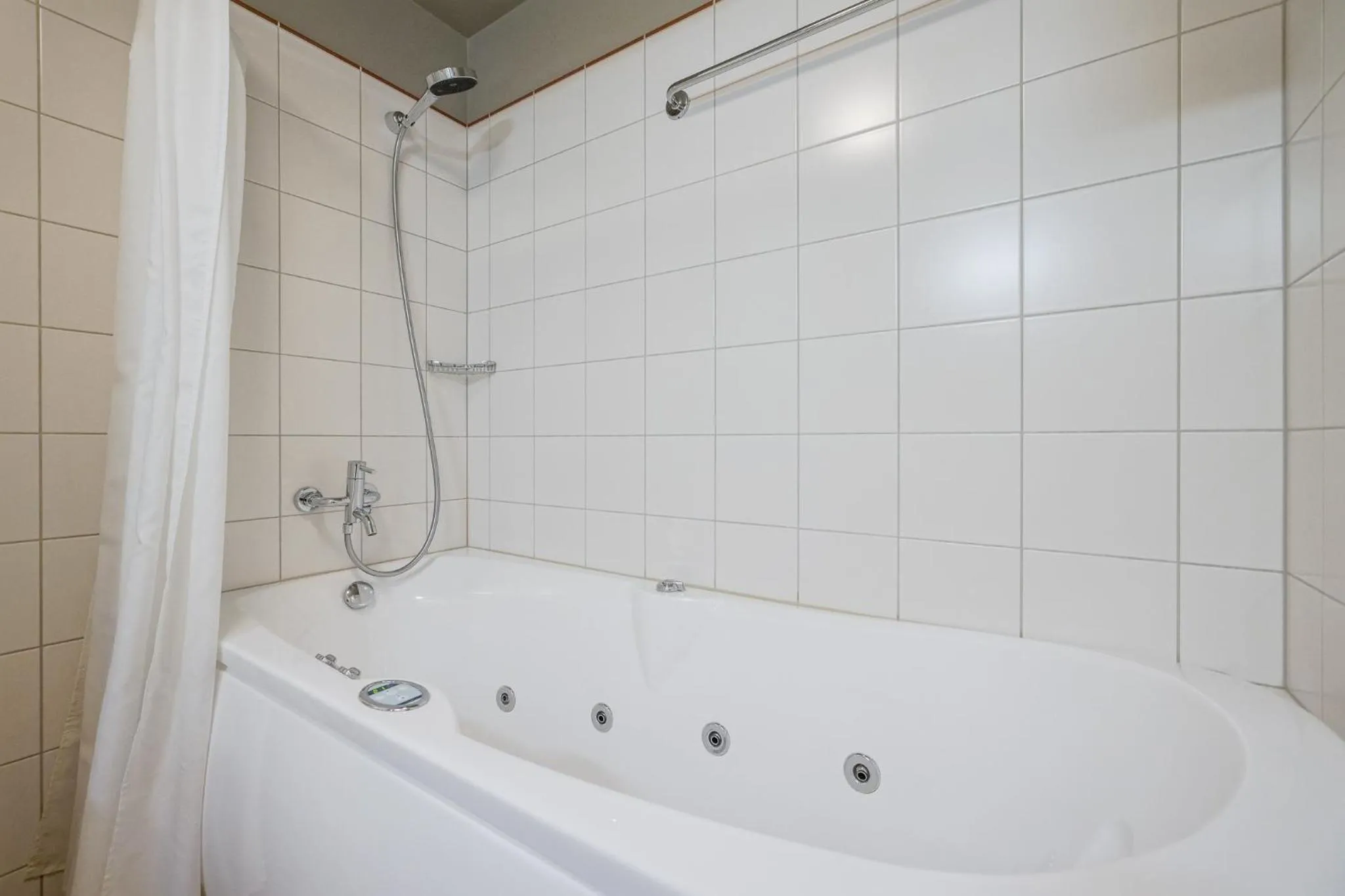 Bathroom in Grand Hotel Viljandi