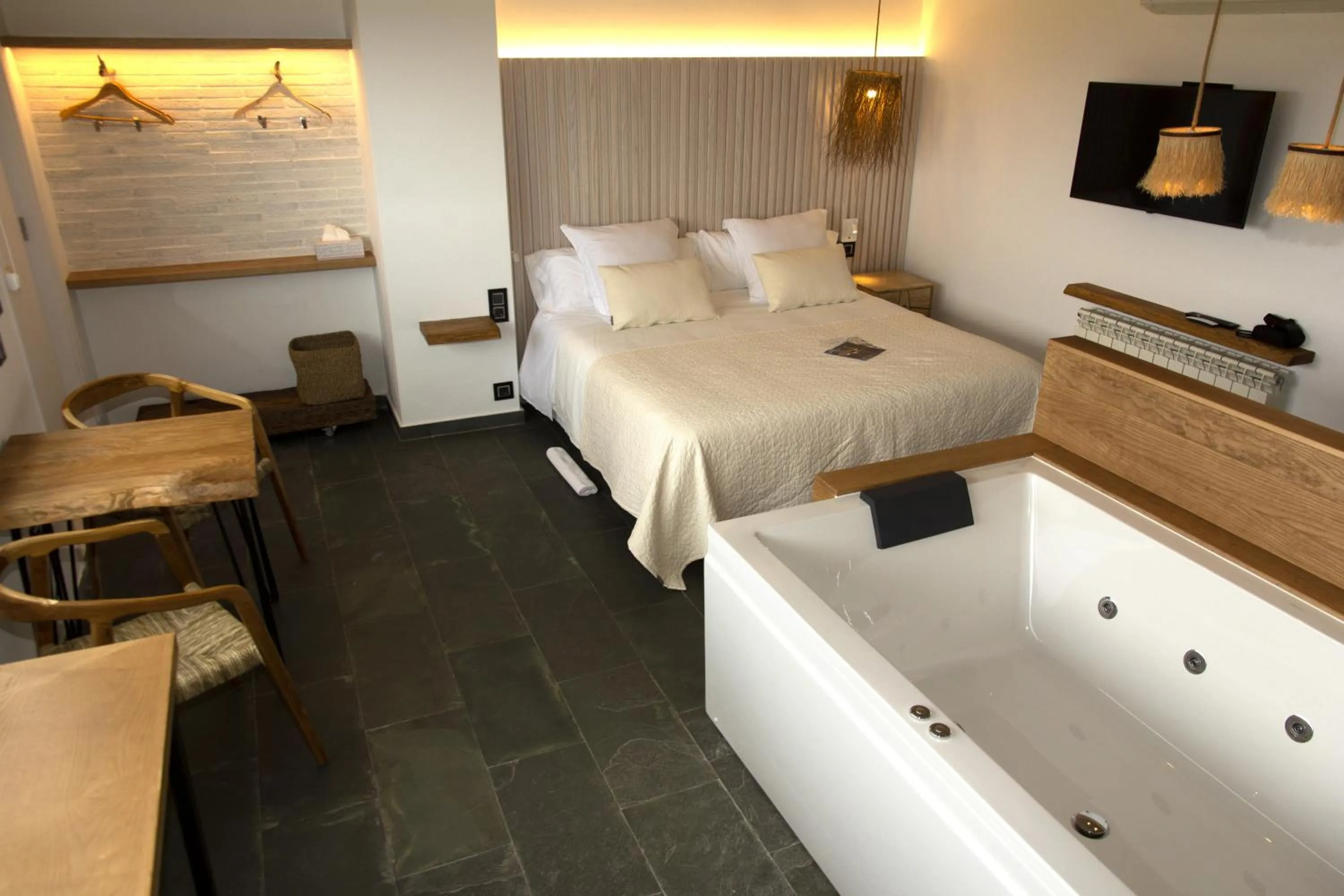 Bed in Hotel Mar d'Espills - Adults Only