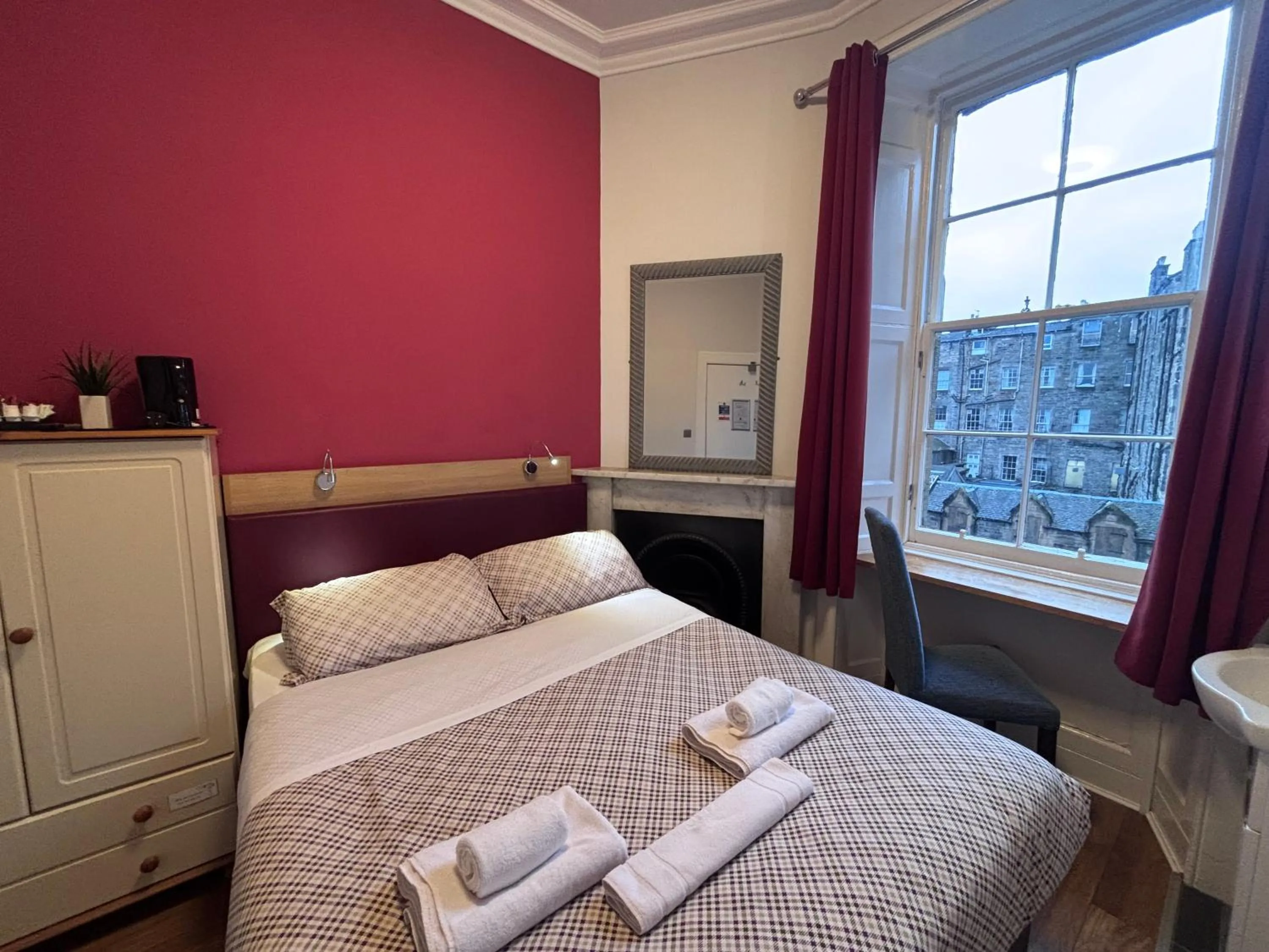 Bedroom, Bed in Regent House Hotel - City Centre Hotel