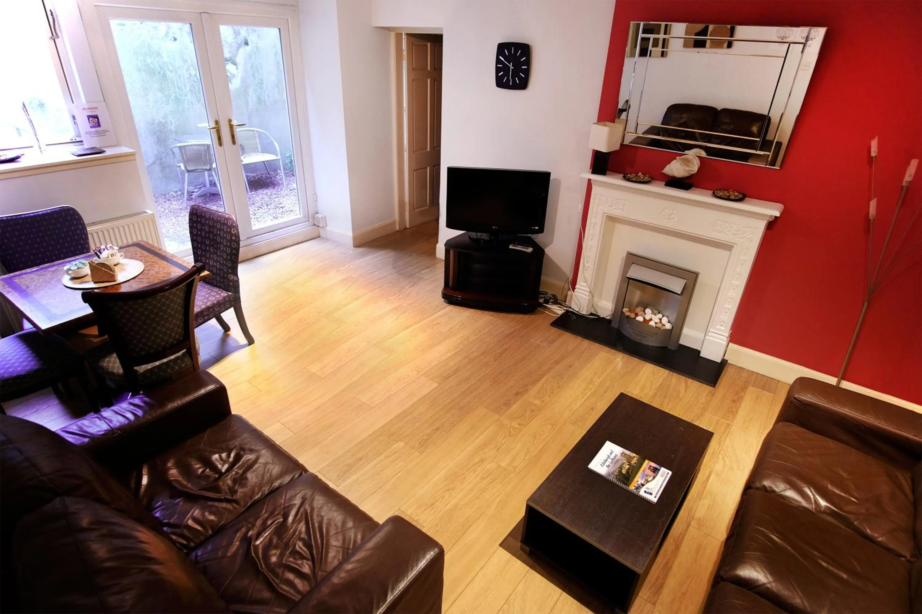 Living room in Regent House Hotel - City Centre Hotel