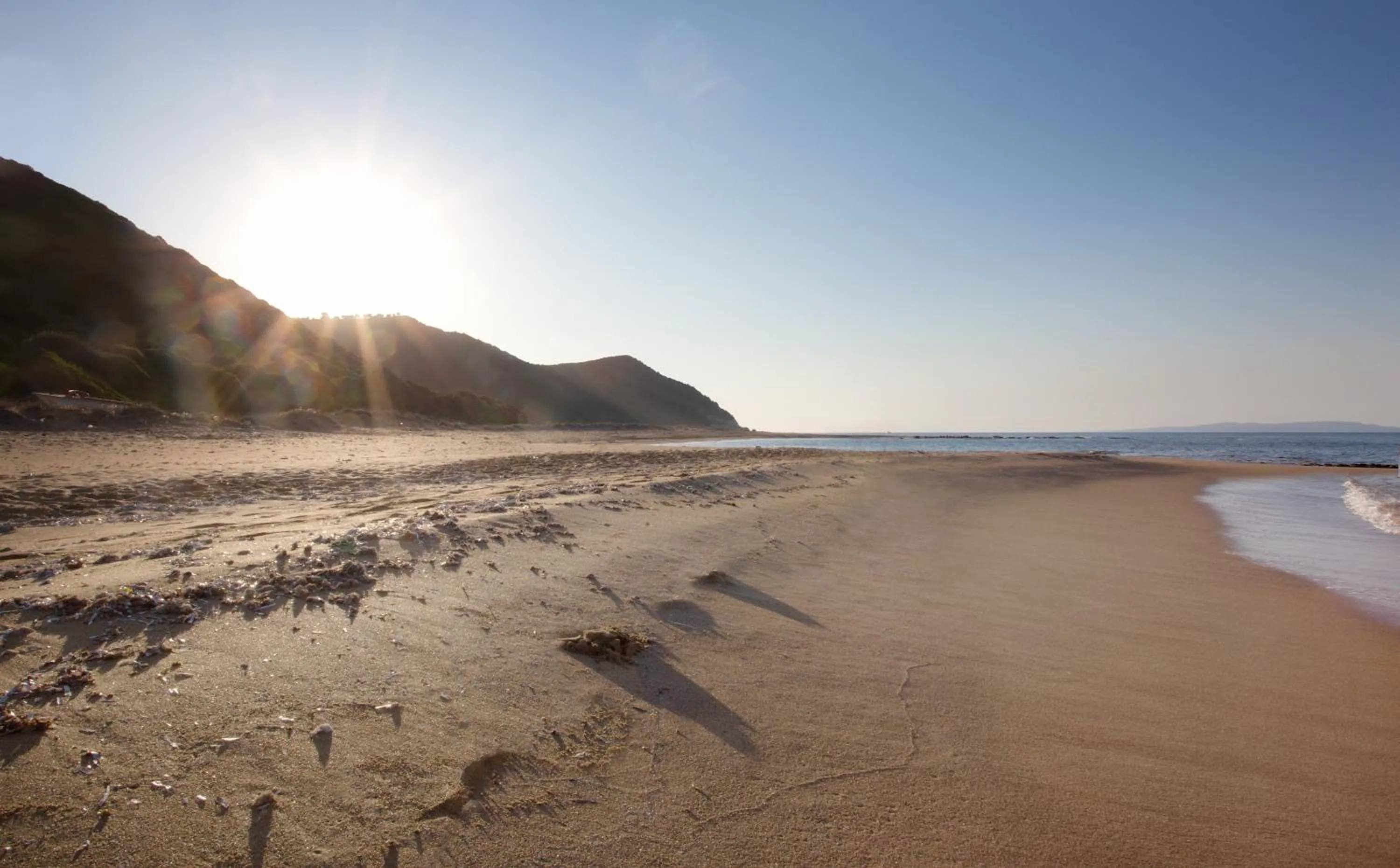 Beach in Kavos Plaza Hotel