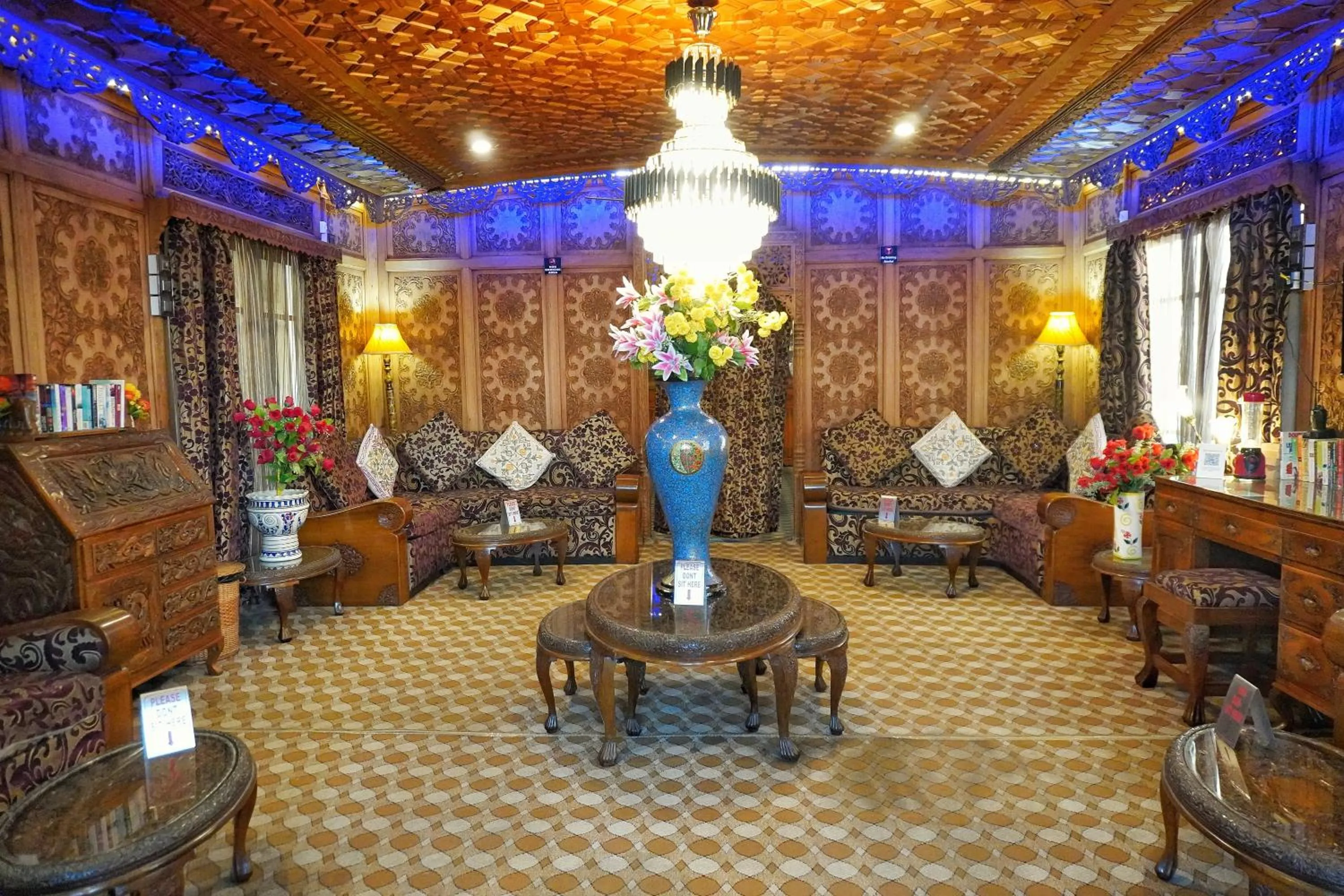 Seating area in Swan Group of Houseboats, Golden Dal Lake