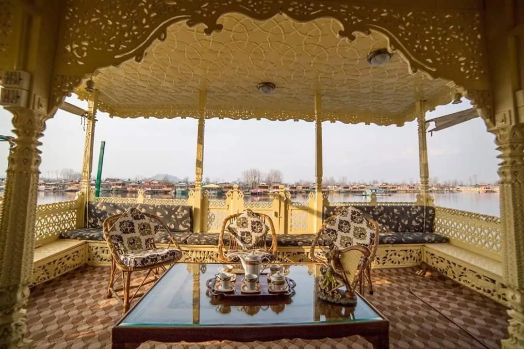 Facade/entrance in Swan Group of Houseboats, Golden Dal Lake