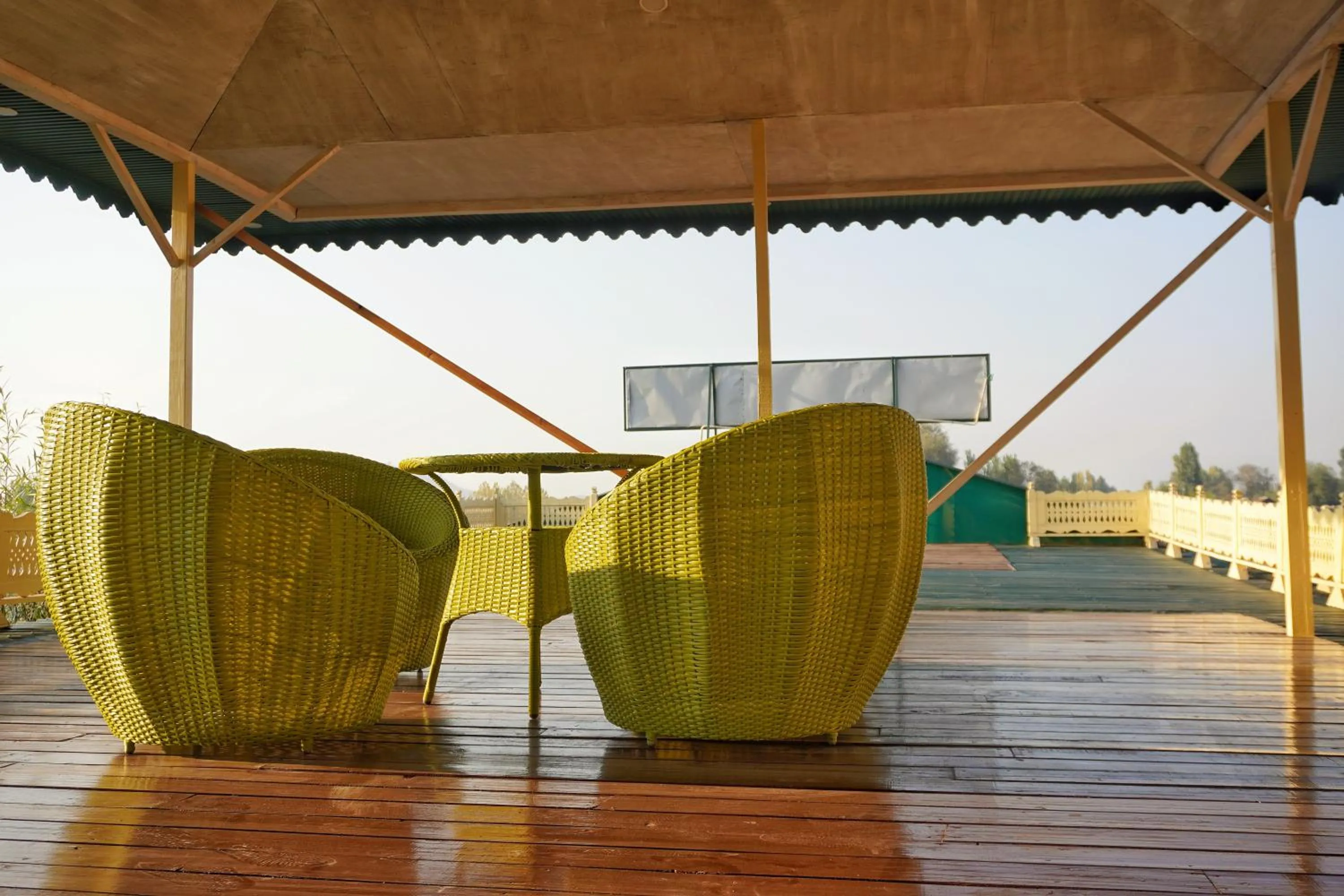 Balcony/Terrace in Swan Group of Houseboats, Golden Dal Lake