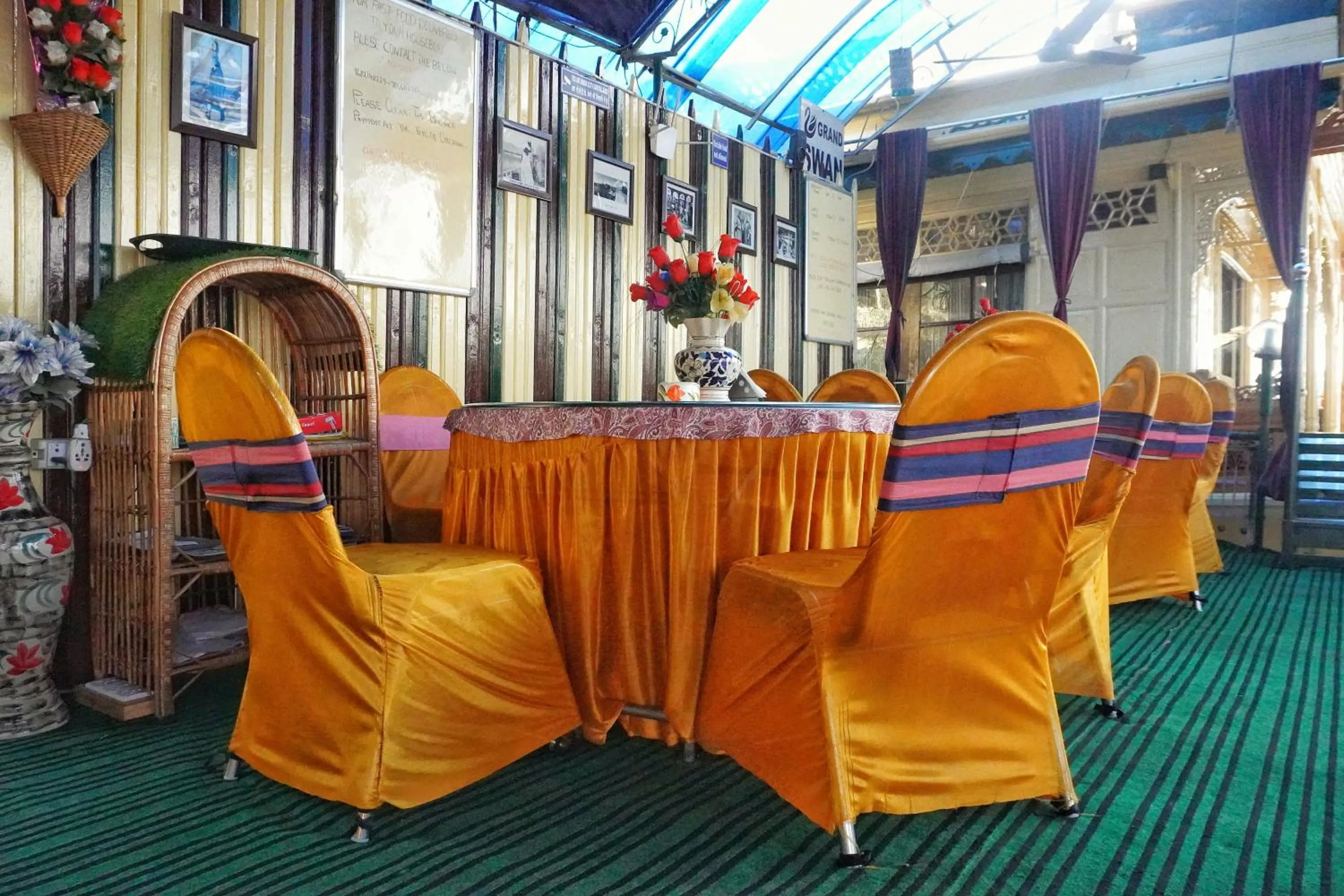 Seating area in Swan Group of Houseboats, Golden Dal Lake