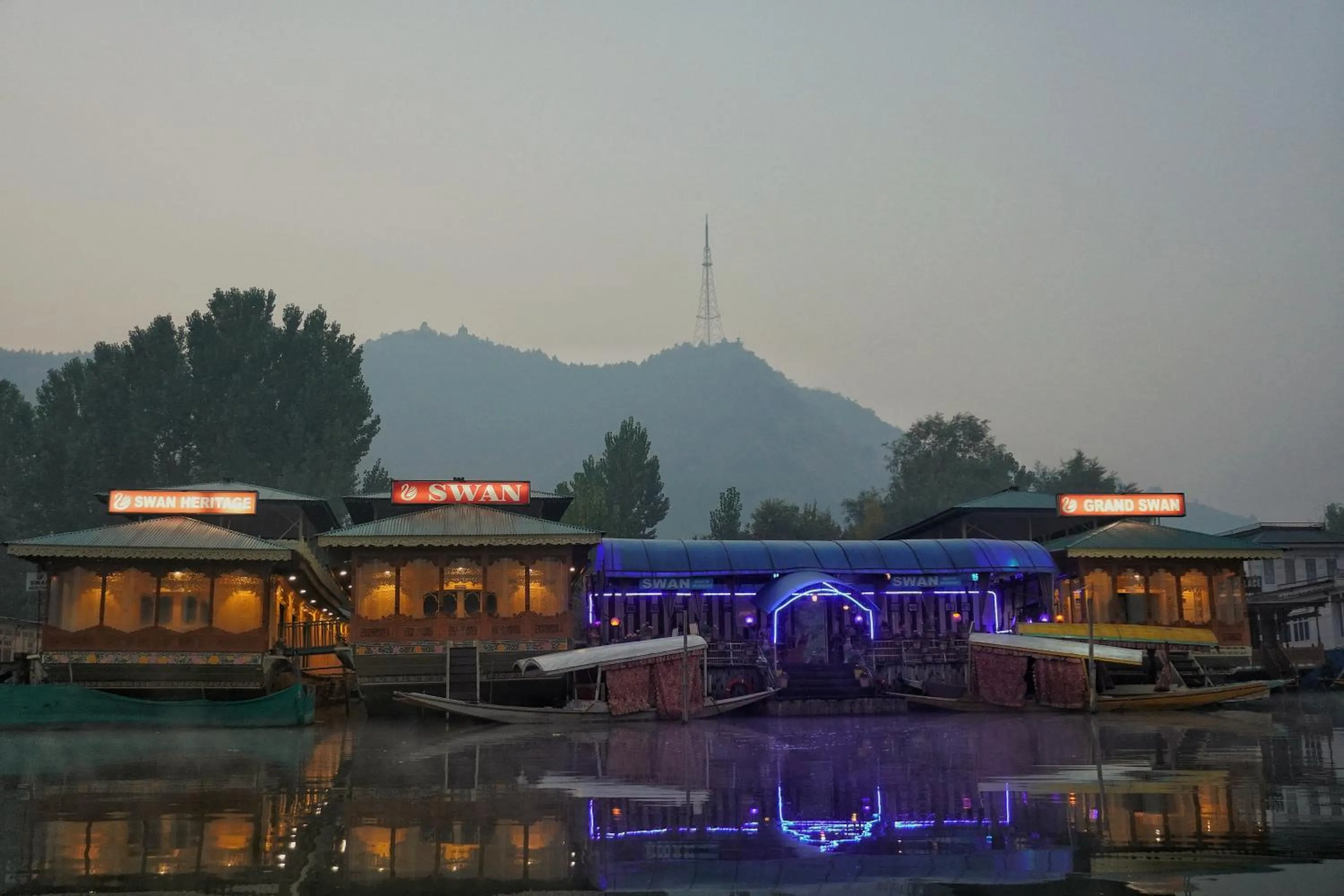 Property building in Swan Group of Houseboats, Golden Dal Lake