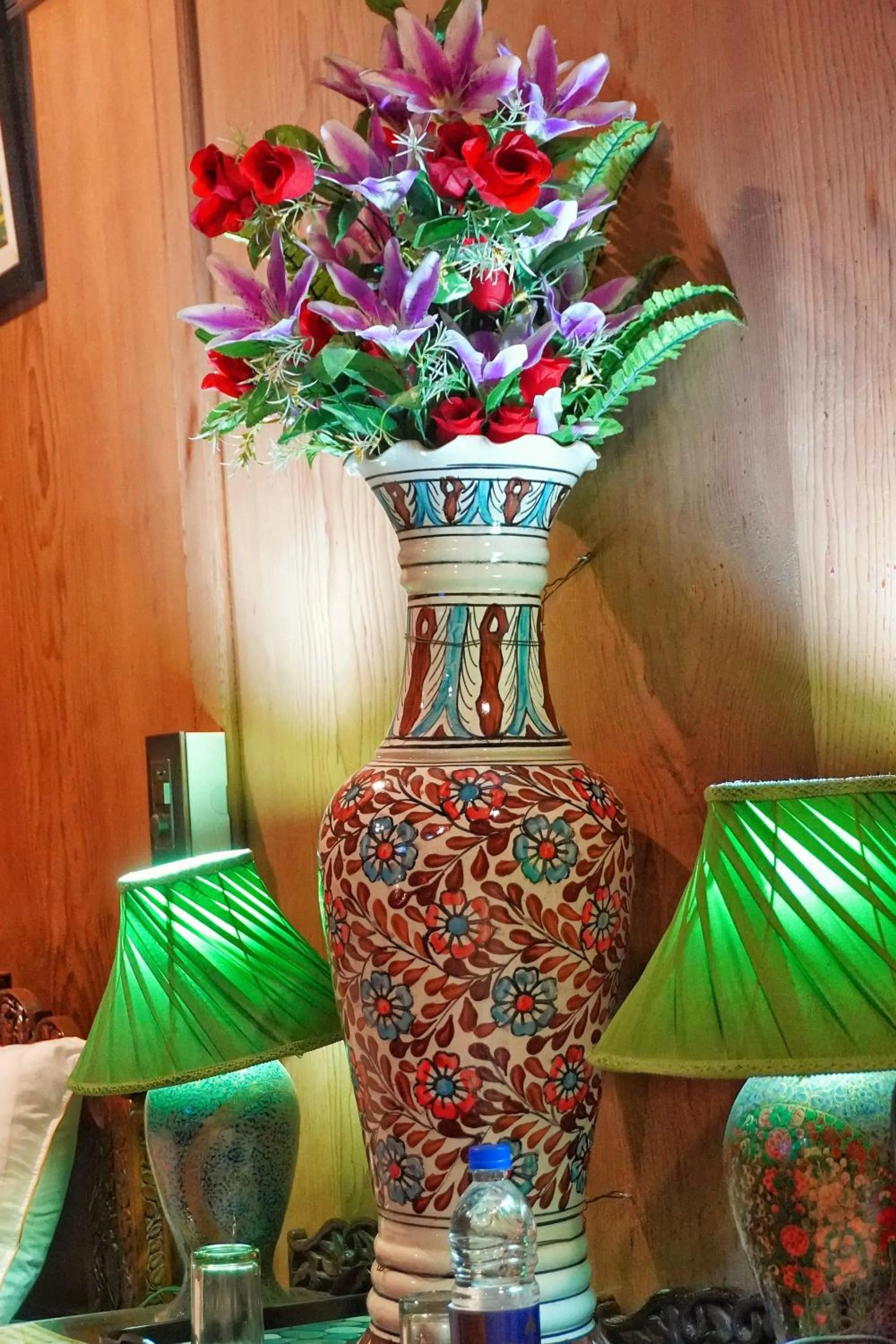 Decorative detail in Swan Group of Houseboats, Golden Dal Lake