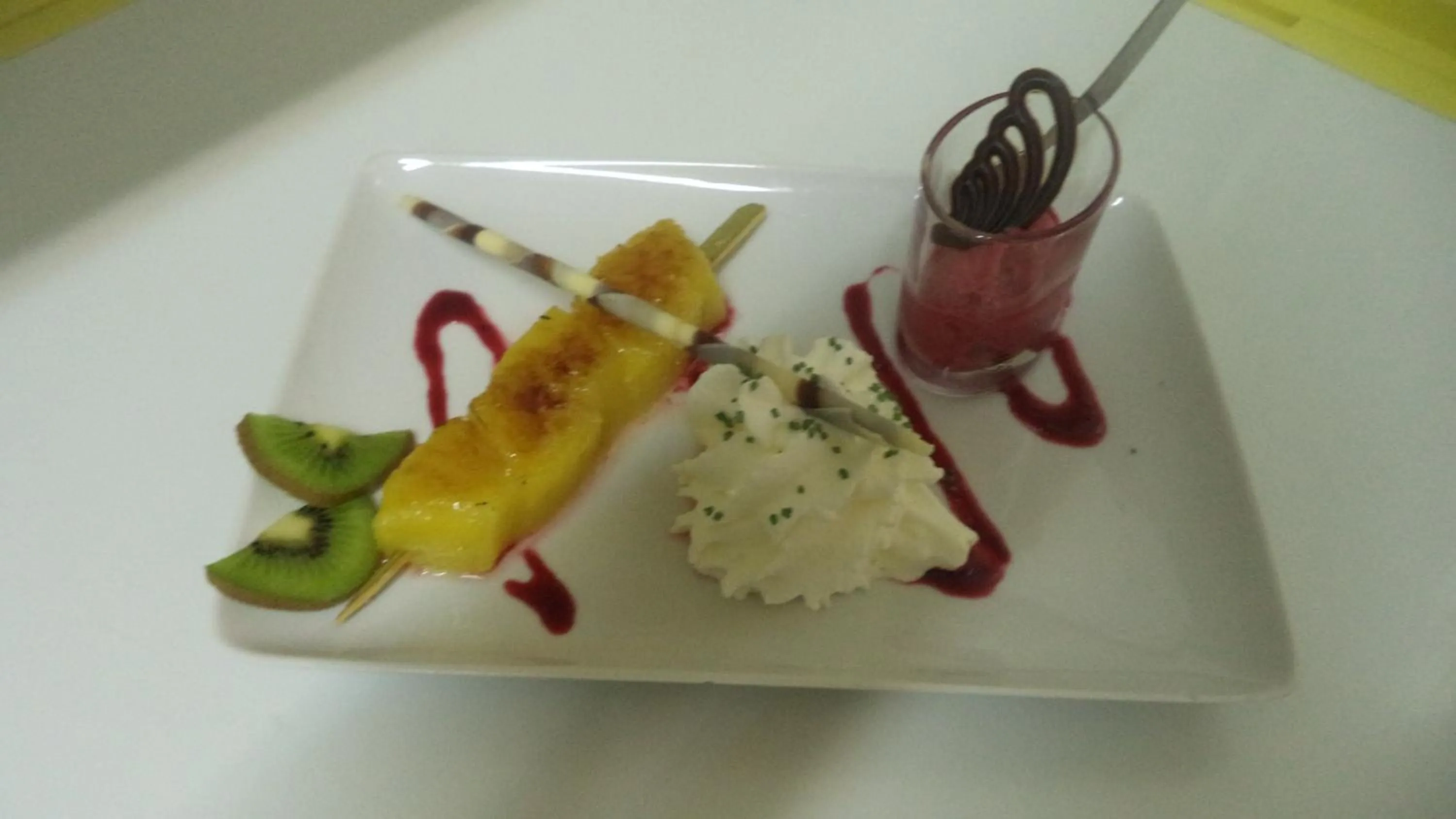 Food close-up in Logis Hotel Des Voyageurs Restaurant La Bonne Tabl'Hay