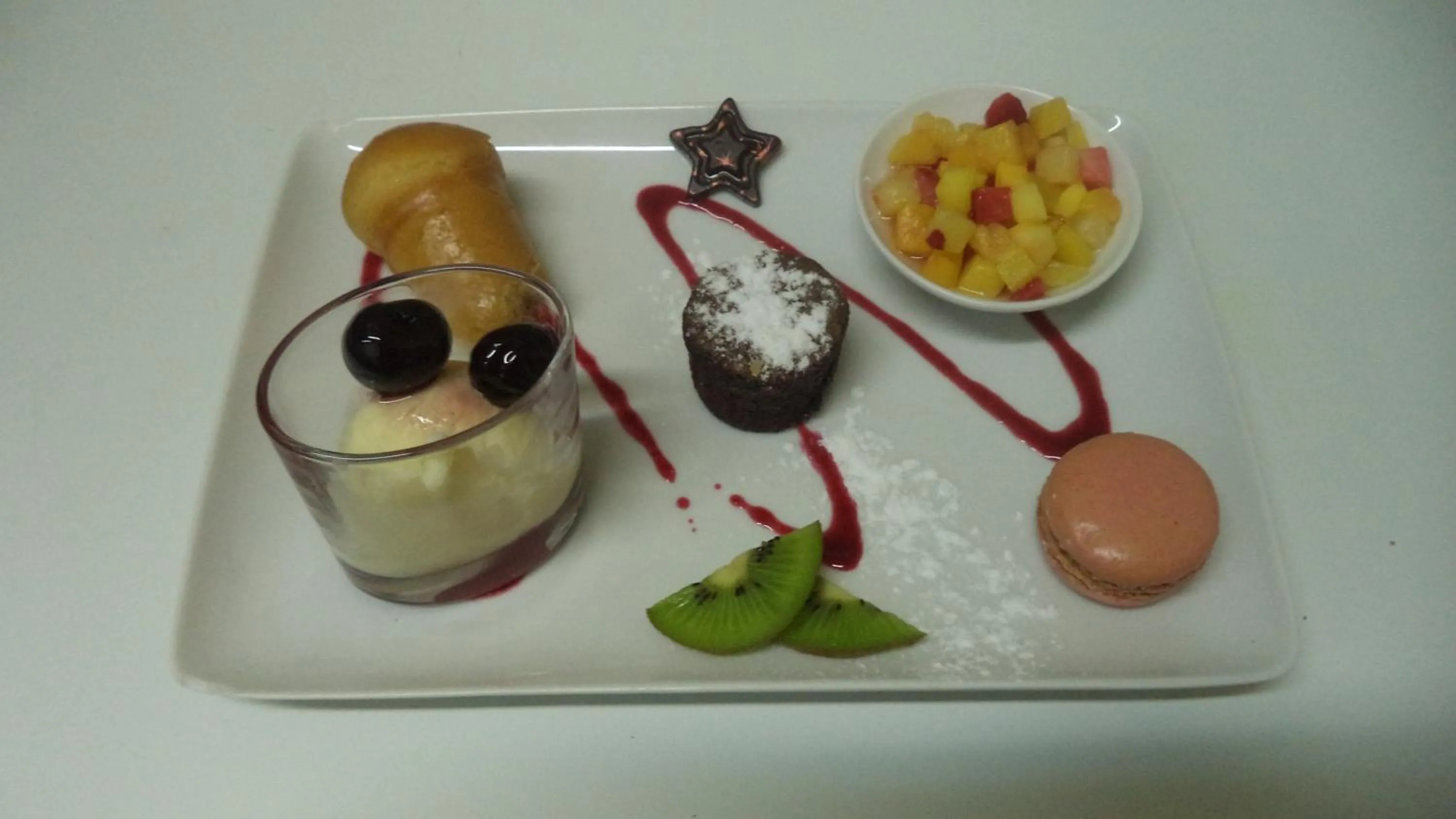 Restaurant/places to eat in Logis Hotel Des Voyageurs Restaurant La Bonne Tabl'Hay