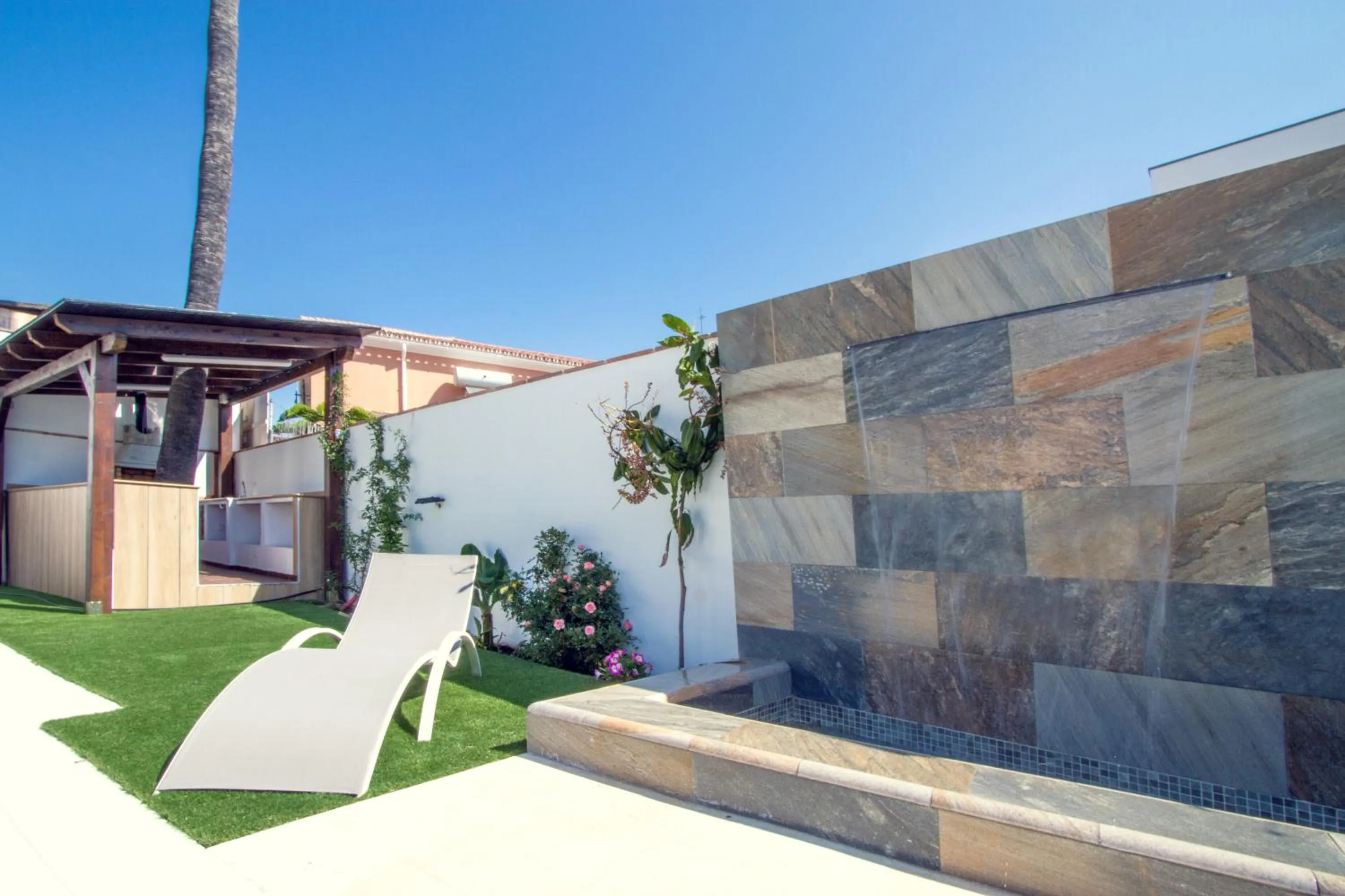 Property building in Pixel