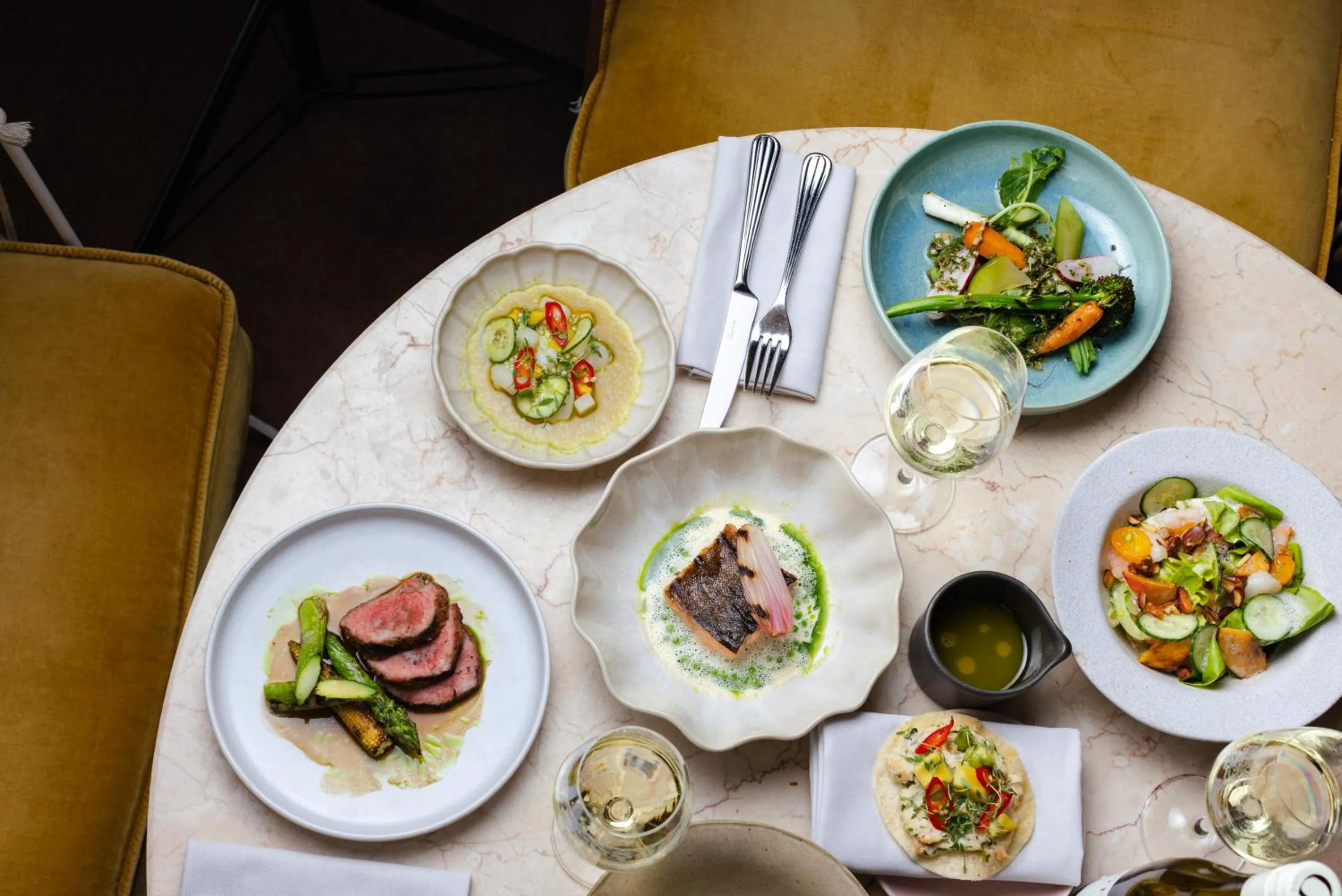 Restaurant/places to eat in Ellery Beach House