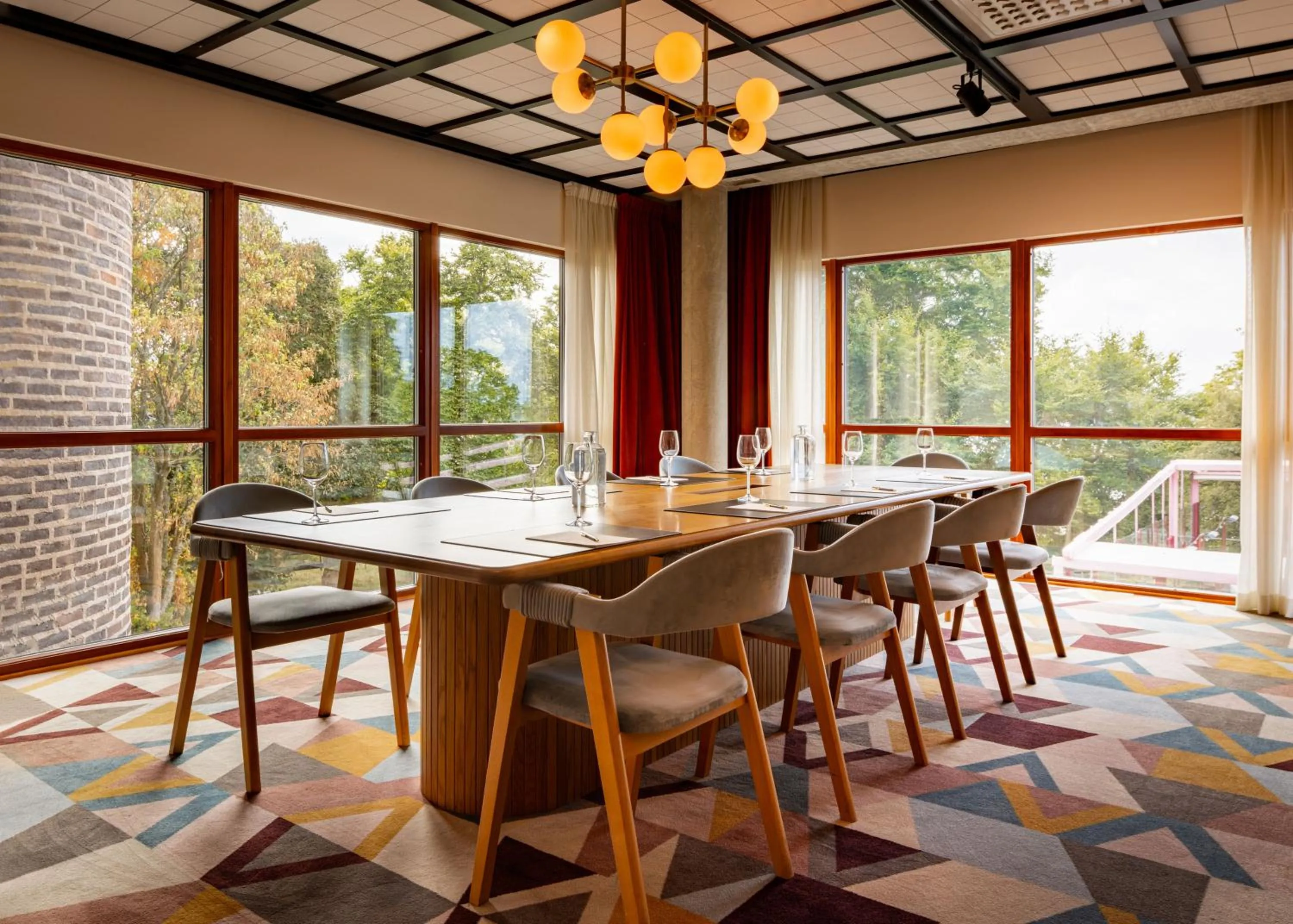 Meeting/conference room in Ellery Beach House