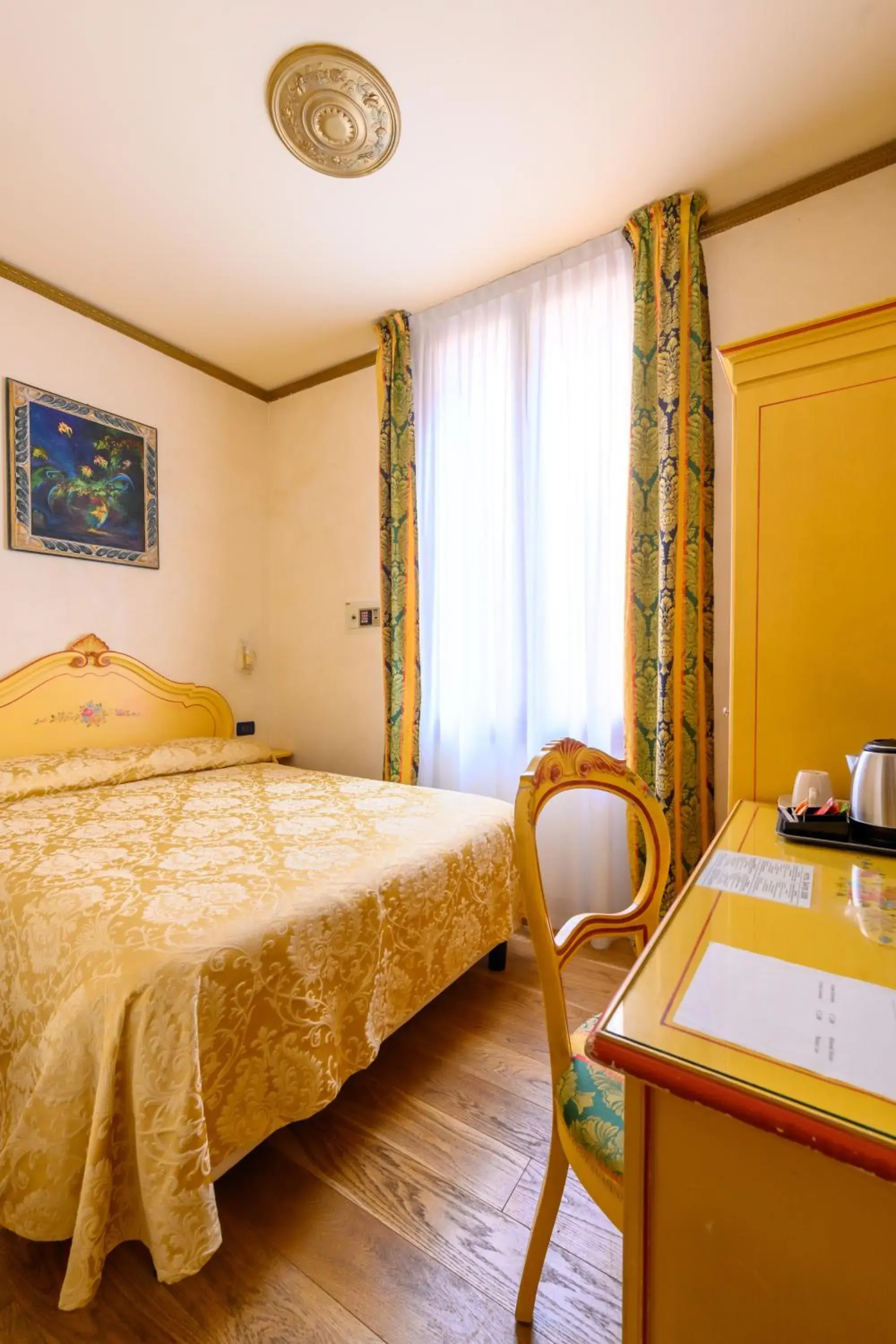 Small Economy Double Room in Residenza Ca' San Marco Small Economy Double Room in Residenza Ca' San Marco