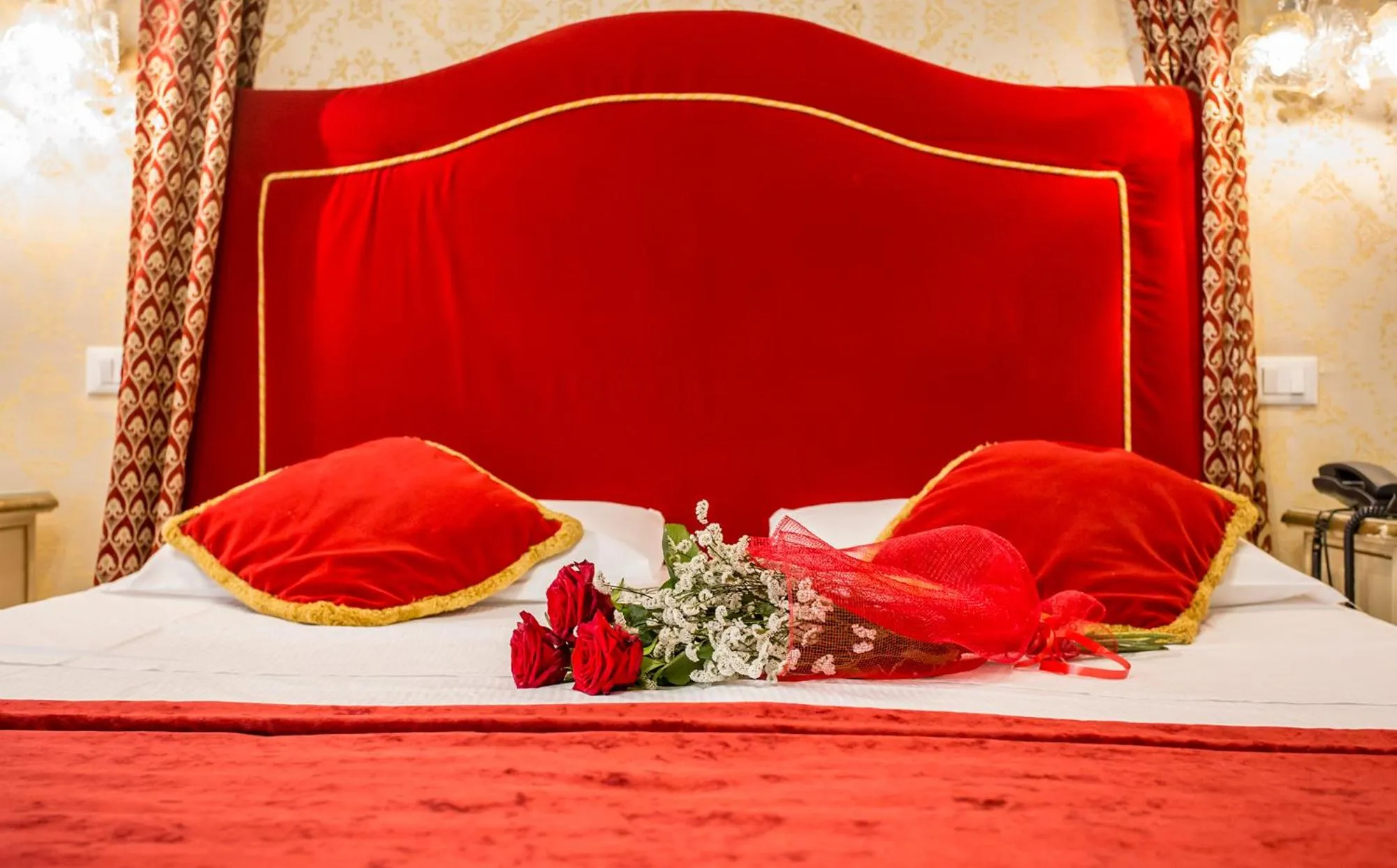 Living room, Bed in Residenza La Campana