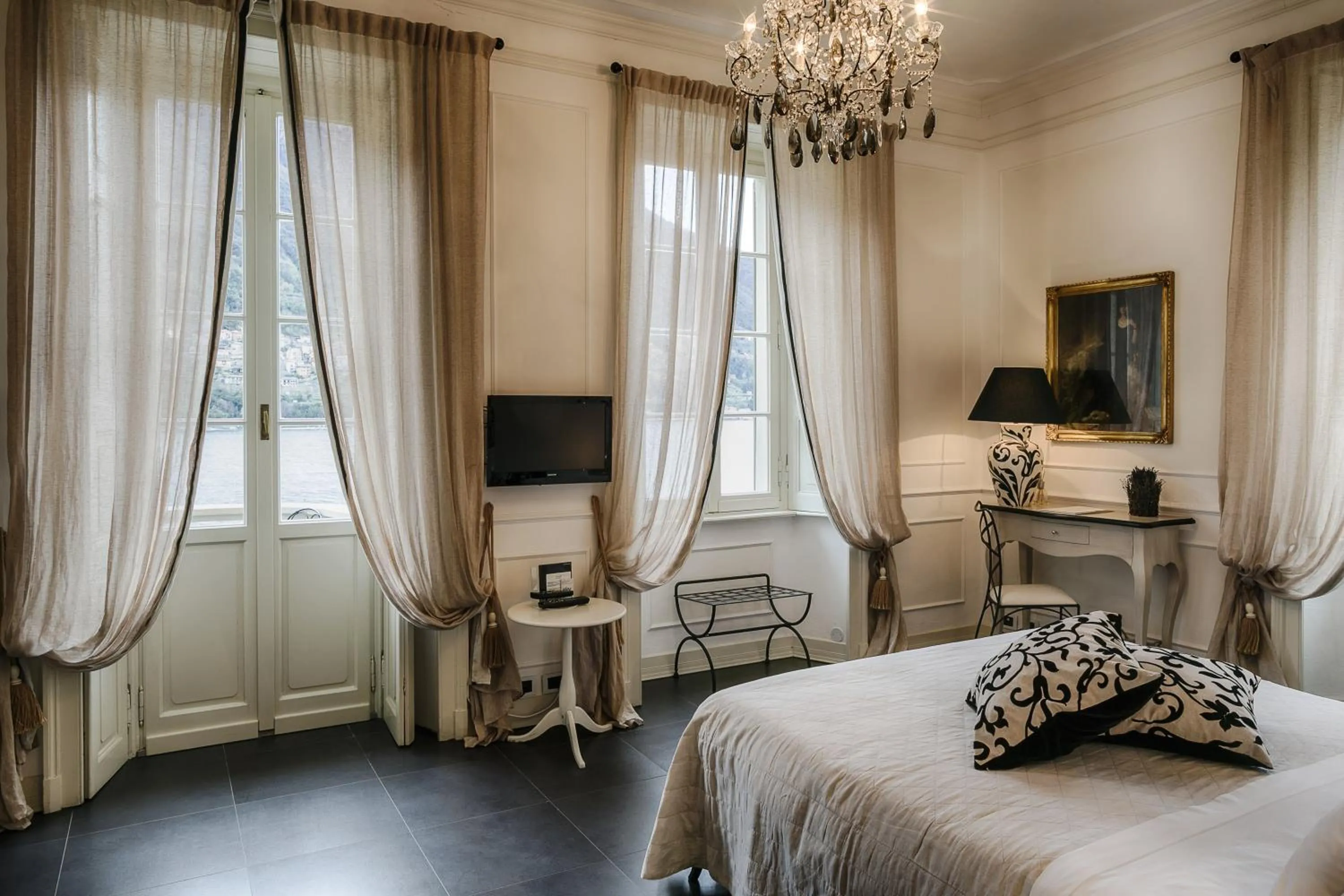 Photo of the whole room, Bed in Relais Villa Vittoria
