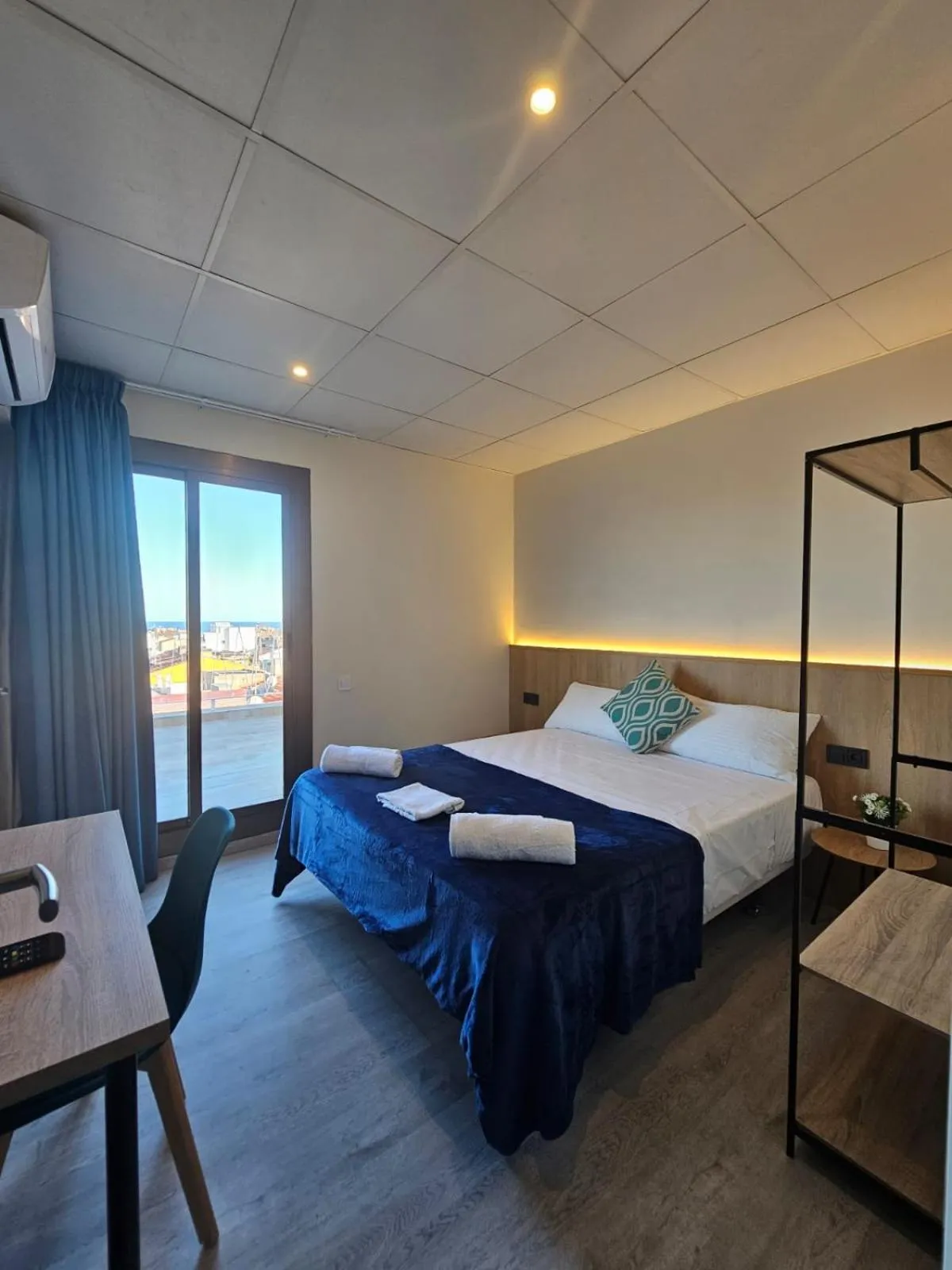 Bed in Hotel Mar i Sol