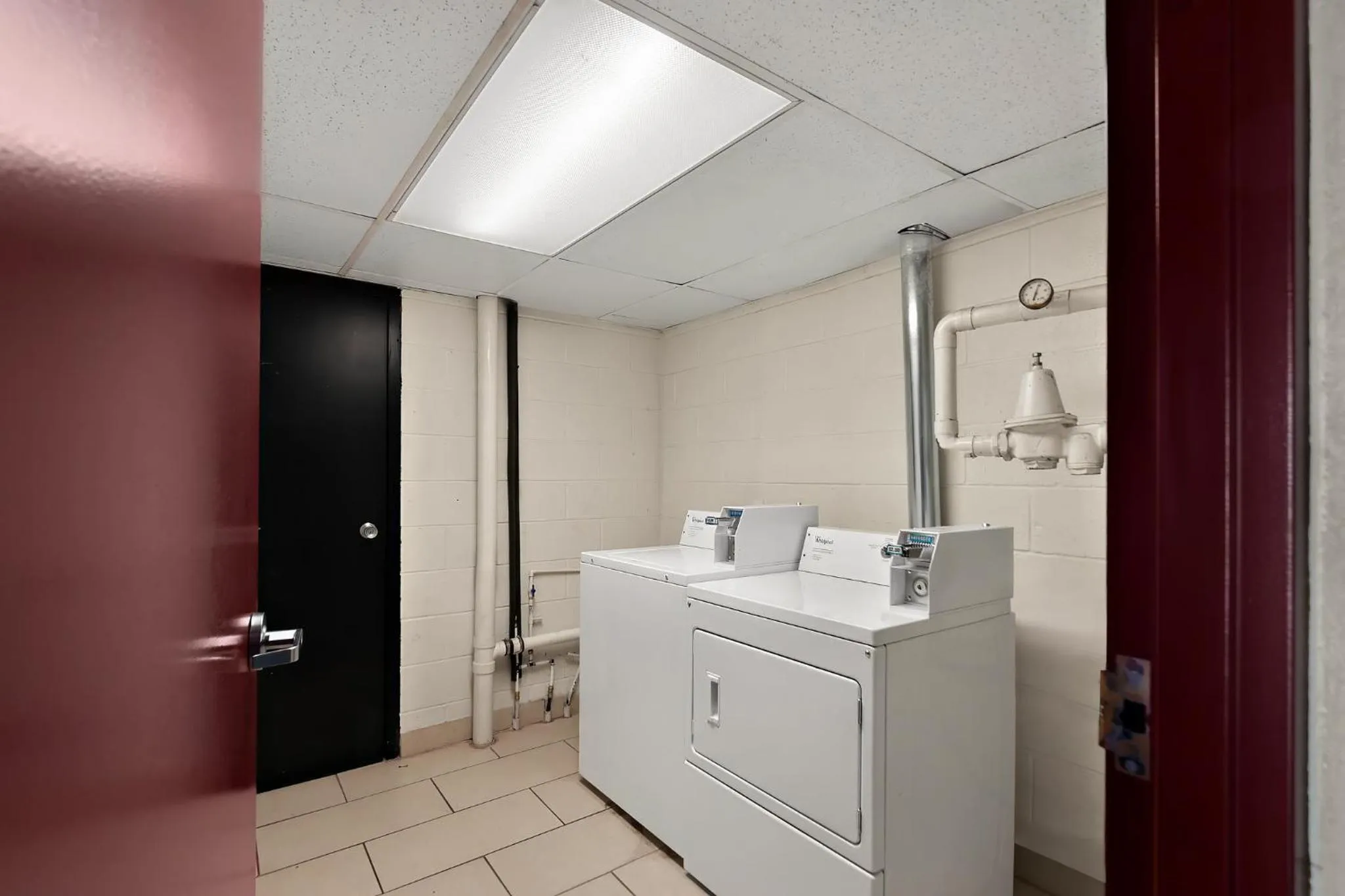 laundry in Red Roof Inn Winchester, VA