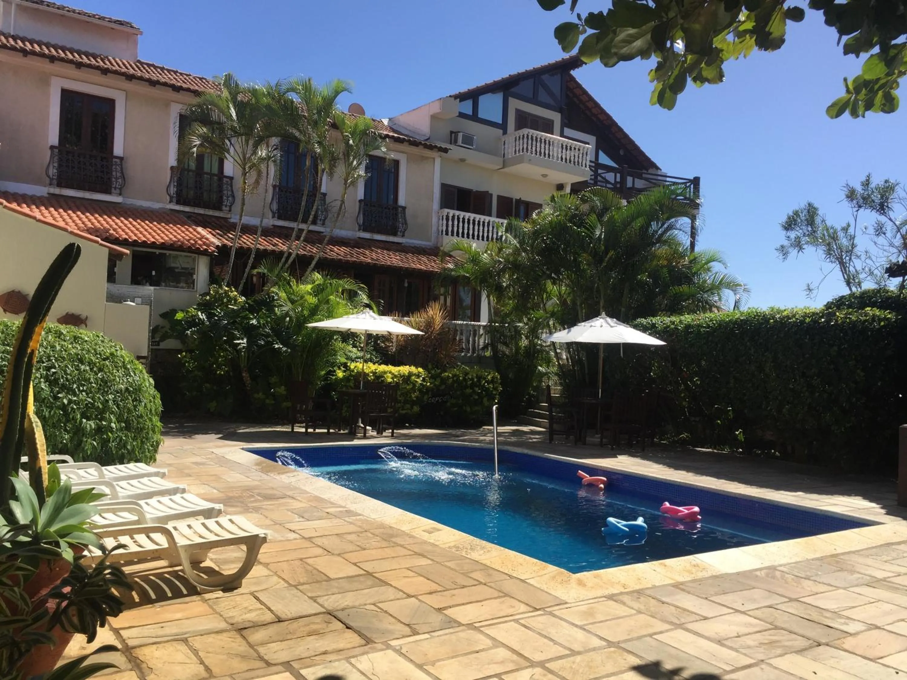 Swimming pool in Pousada Caminho do Sol