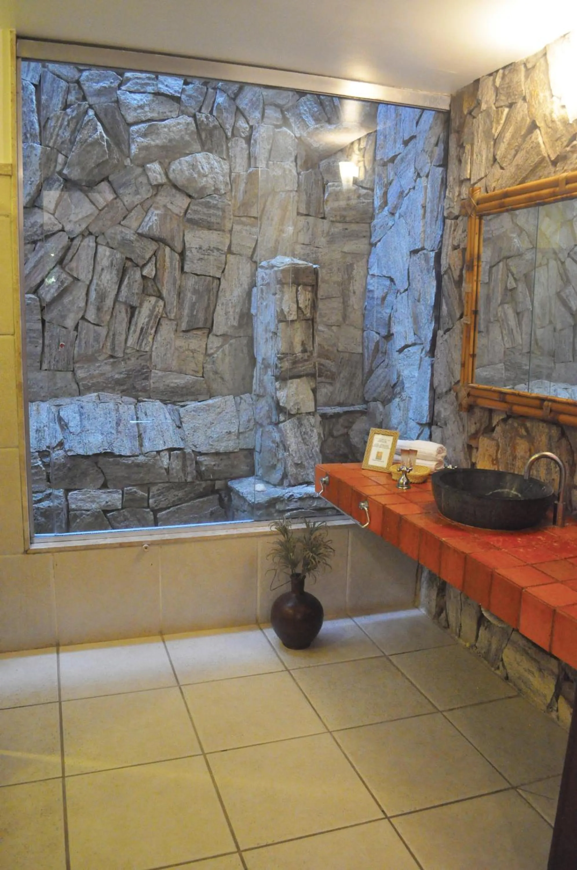 Decorative detail in Pousada Caminho do Sol