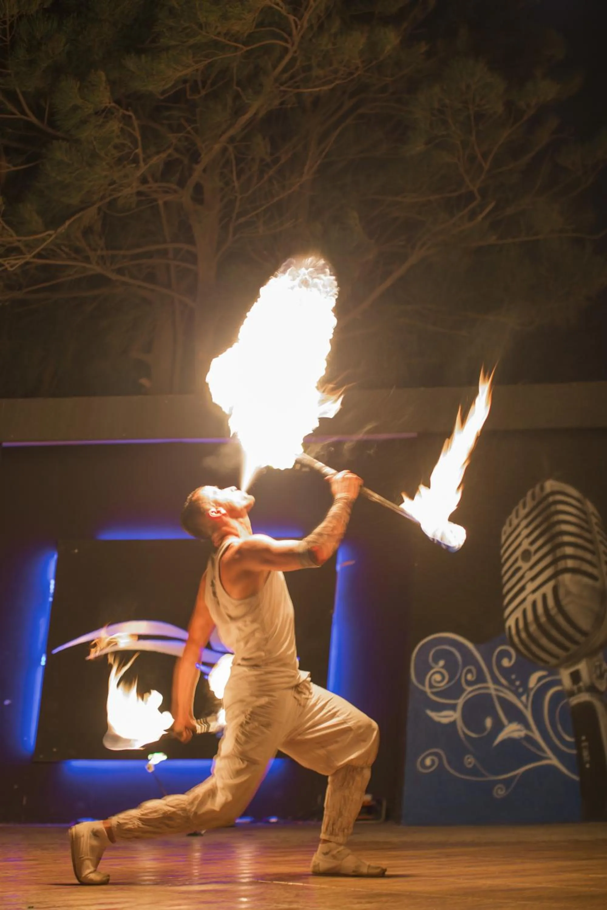 Entertainment in Le Bleu Hotel & Resort Kusadasi