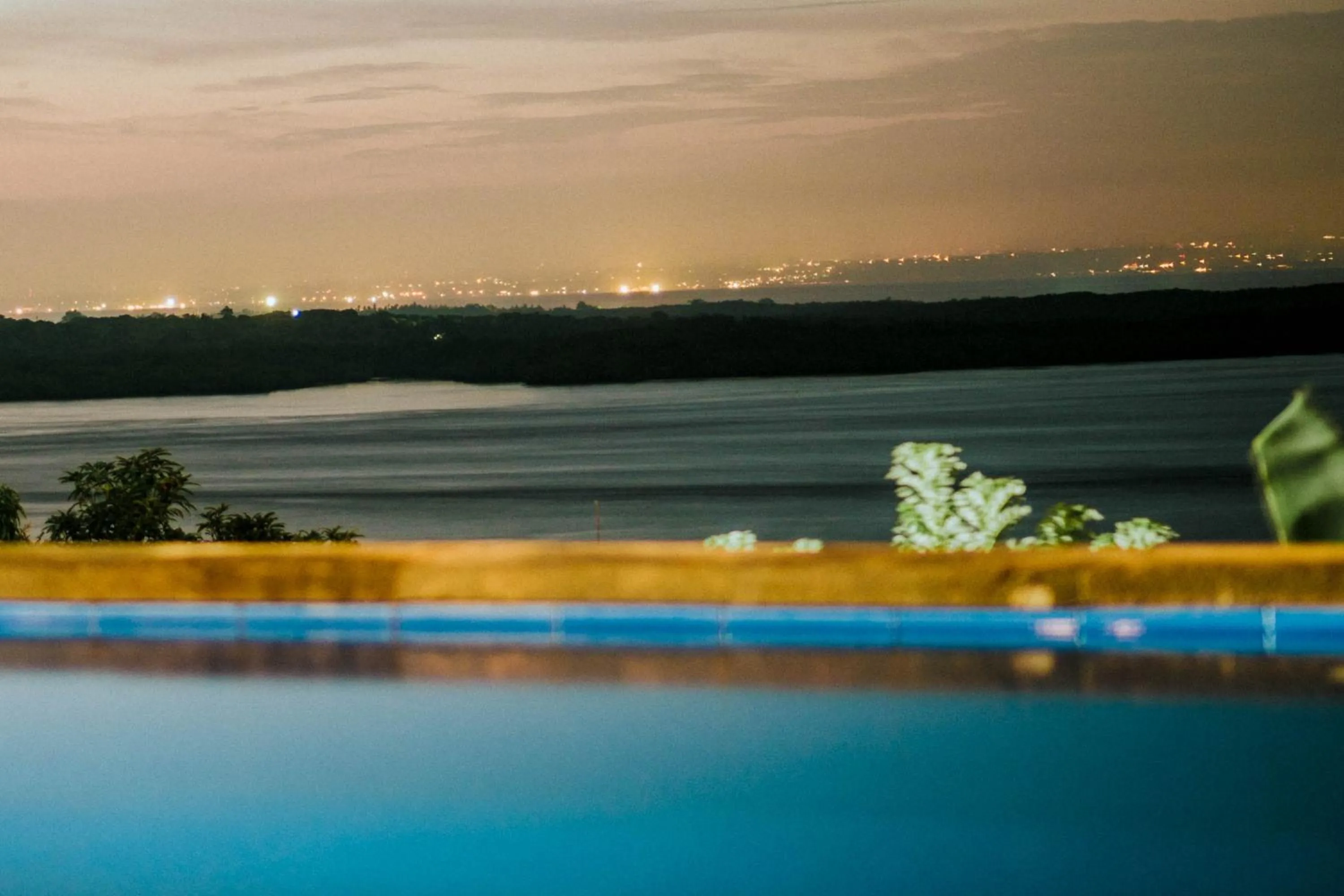 Natural landscape in Prasi Sunset Bungalows