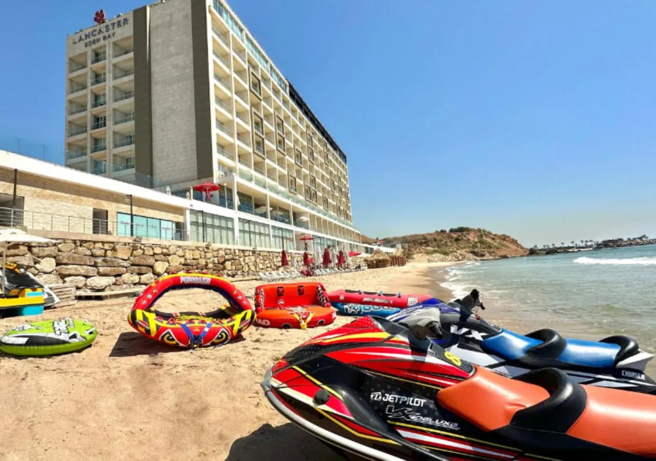 Beach in Lancaster Eden Bay