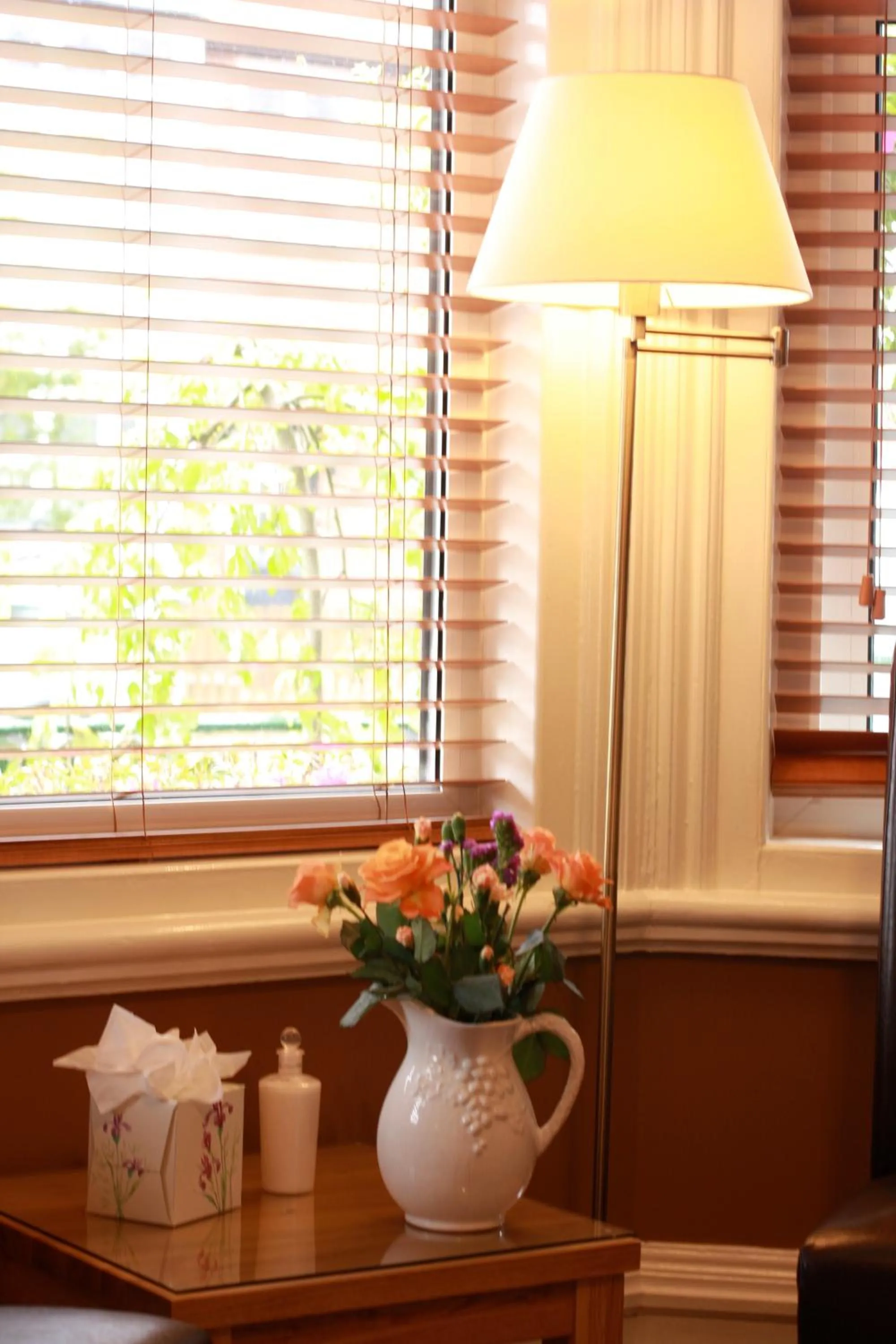 Decorative detail in Brentwood Guest House