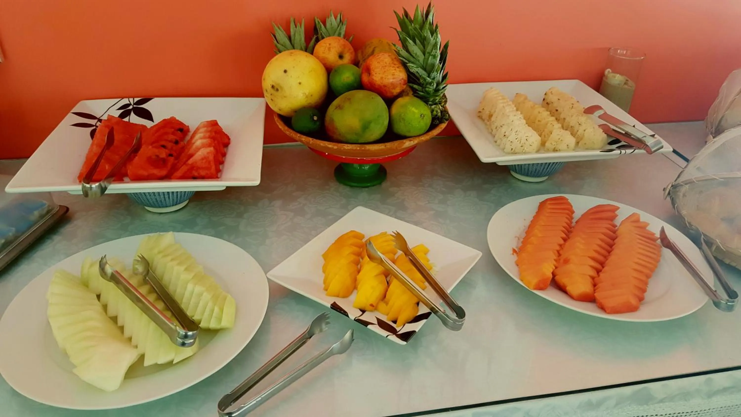 Buffet breakfast in Pousada Entre as Águas