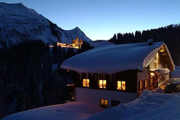 Facade/entrance in Hotel Sonnalpen