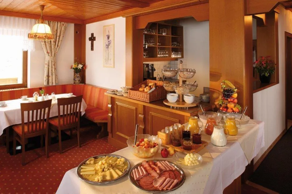 Food in Hotel Sonnalpen