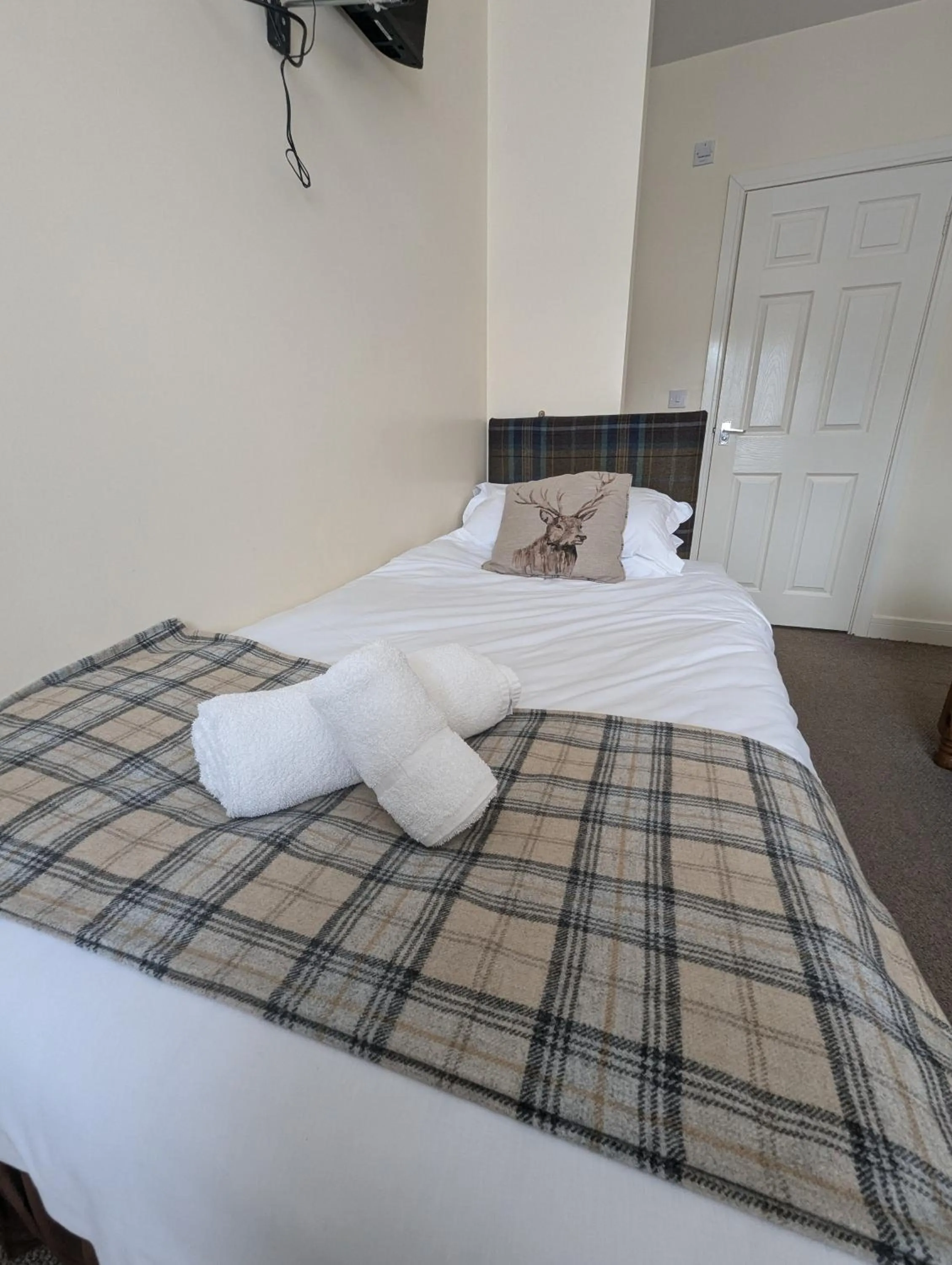 Bed in The Yew Tree at Longhope