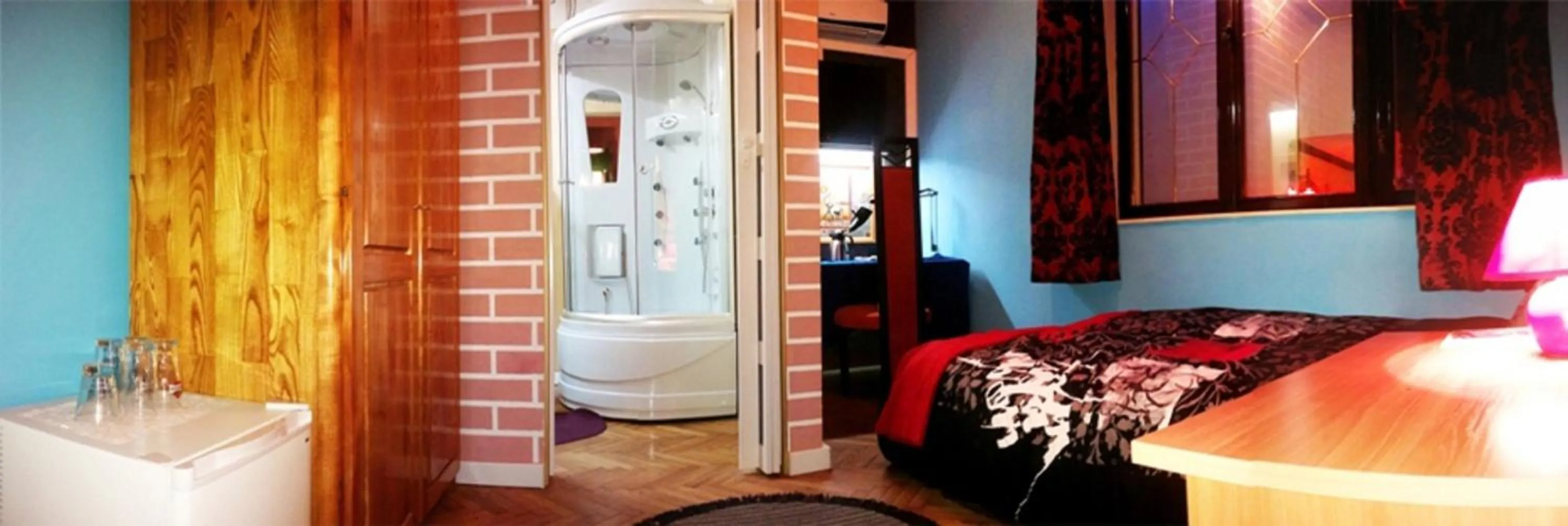 Photo of the whole room, Bed in Rimini Club Inn & Suites