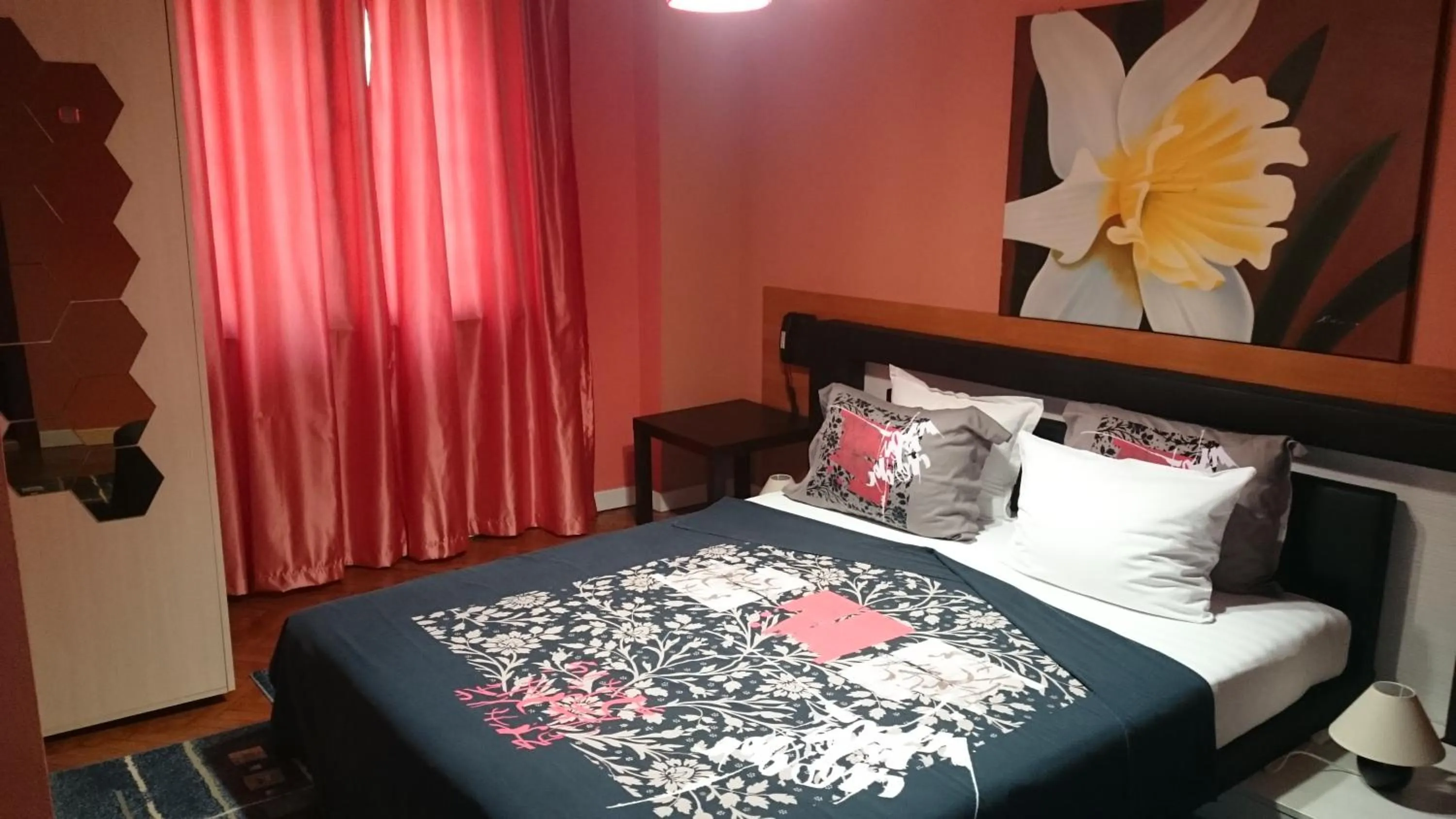 Bed in Rimini Club Inn & Suites