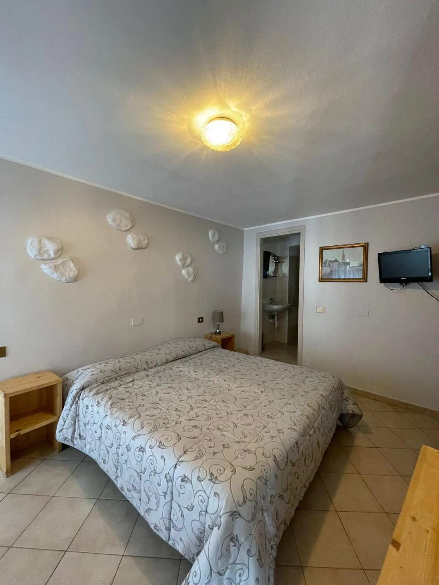 Photo of the whole room, Bed in B&B Michelina