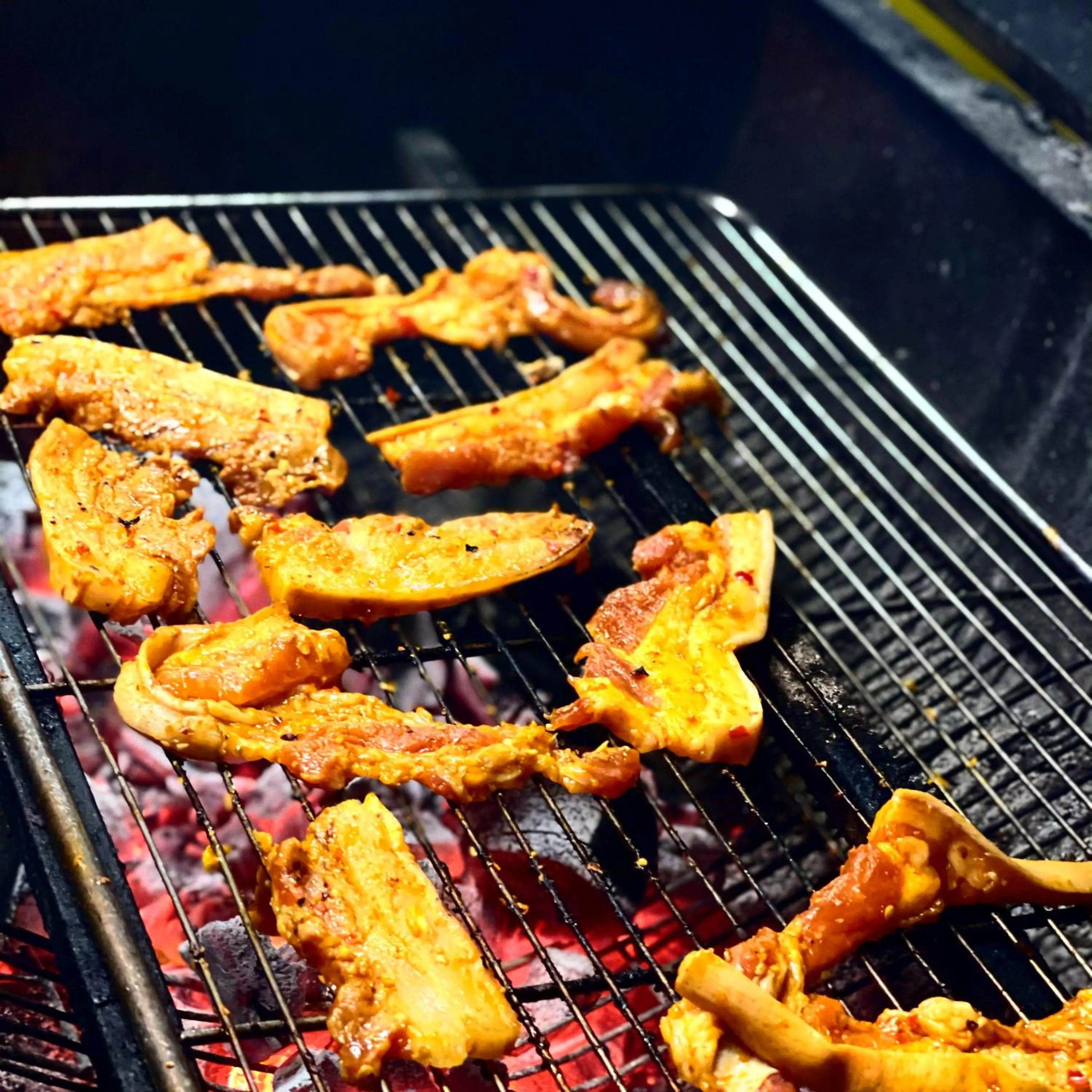 Street View Hotel & Apartment