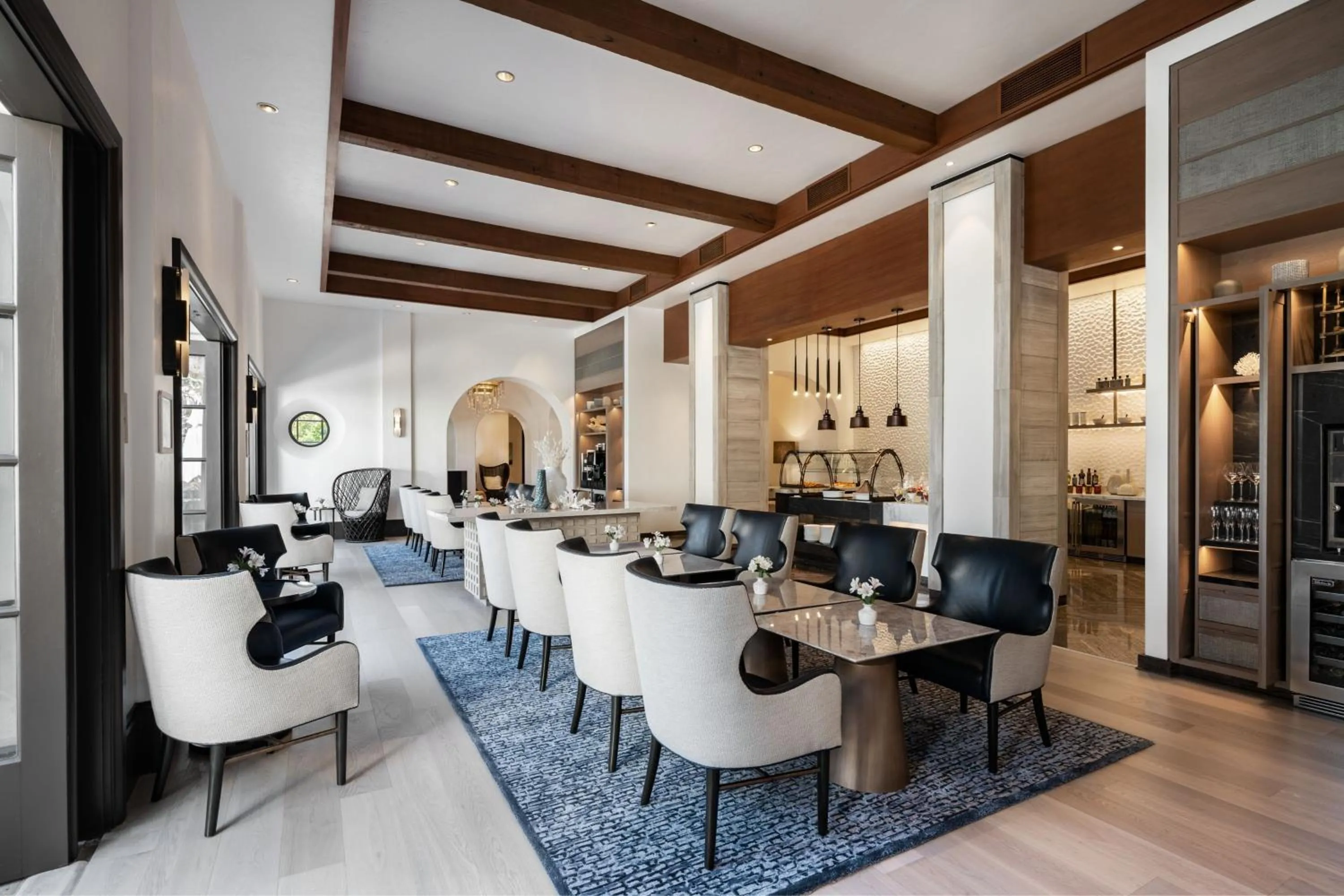 Lounge or bar in The Ritz-Carlton Bacara, Santa Barbara